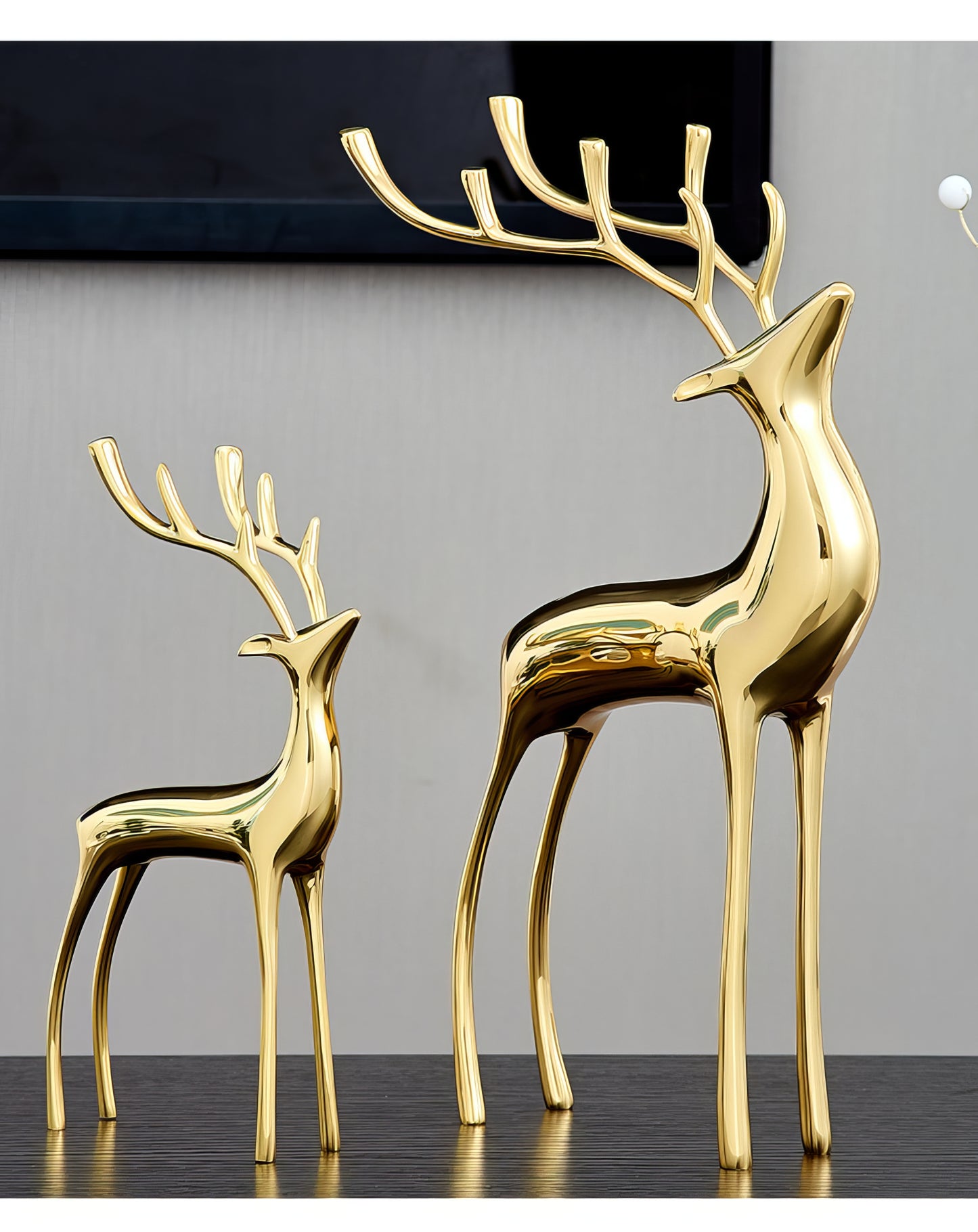 Edle Rentier-Skulpturen im 2er-Set – Goldene Dekofiguren für Ihr Zuhause
