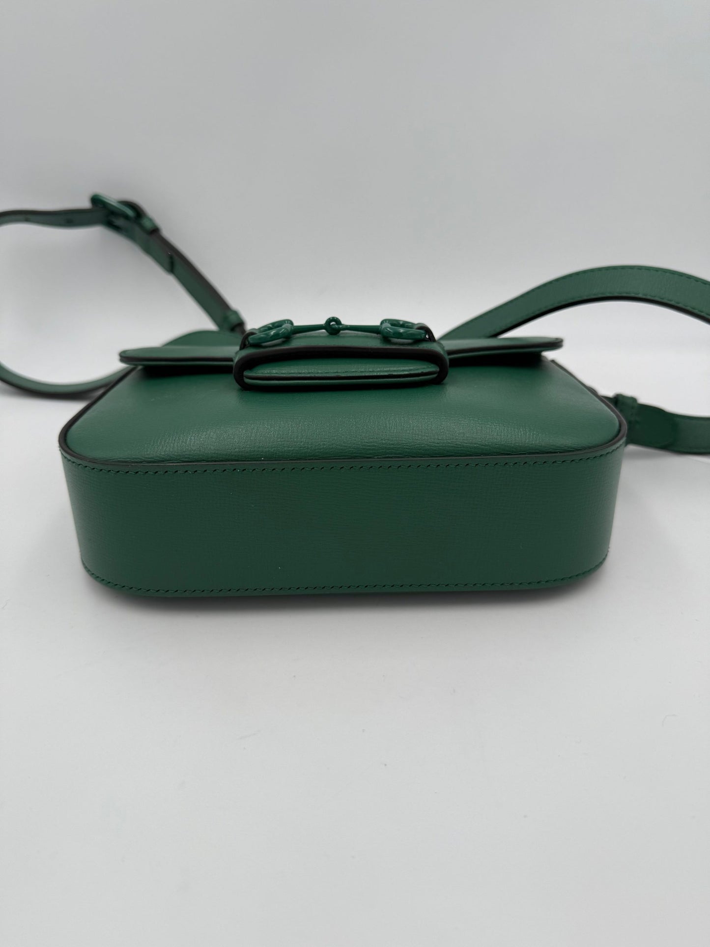 Gucci HORSEBIT 1955 Smaragd Handtasche - Eleganz trifft zeitloses Design