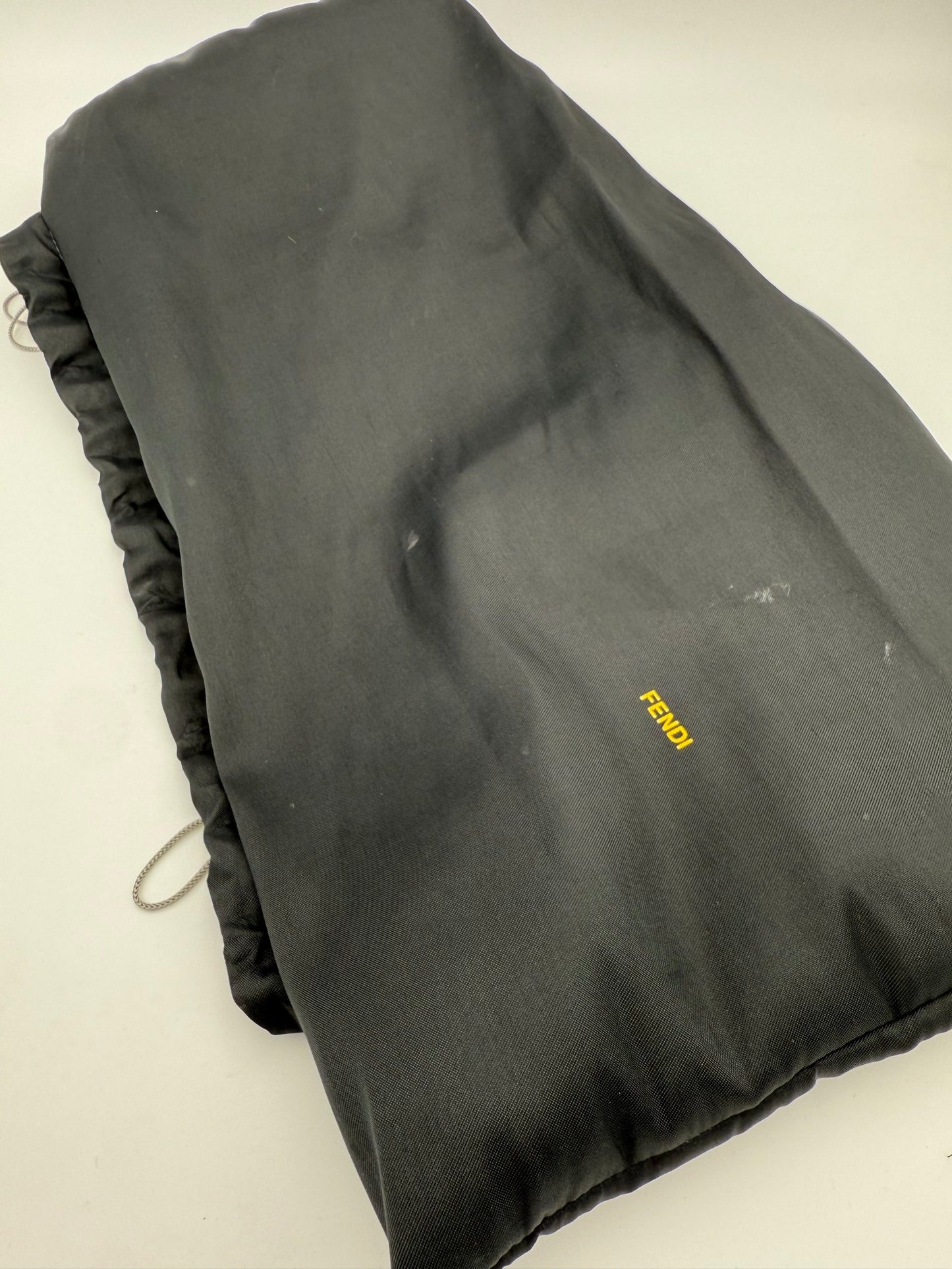 Fendi FF Zucca TO YOU Handtasche – Luxuriöse Clutch für den stilbewussten Auftritt