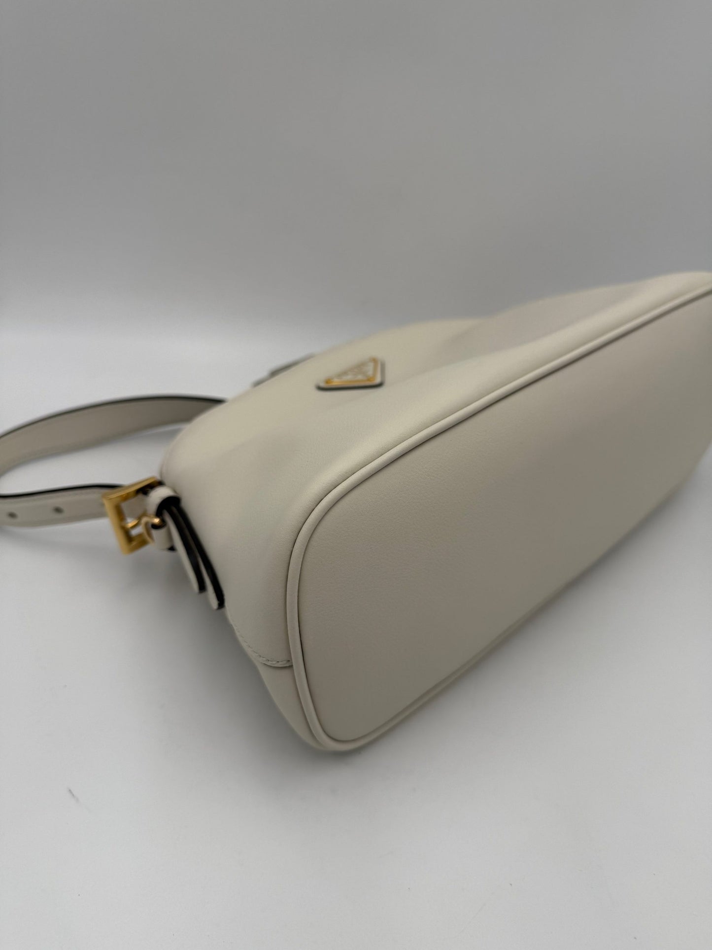 PRADA Bauletto BOWLING Handtasche aus Leder