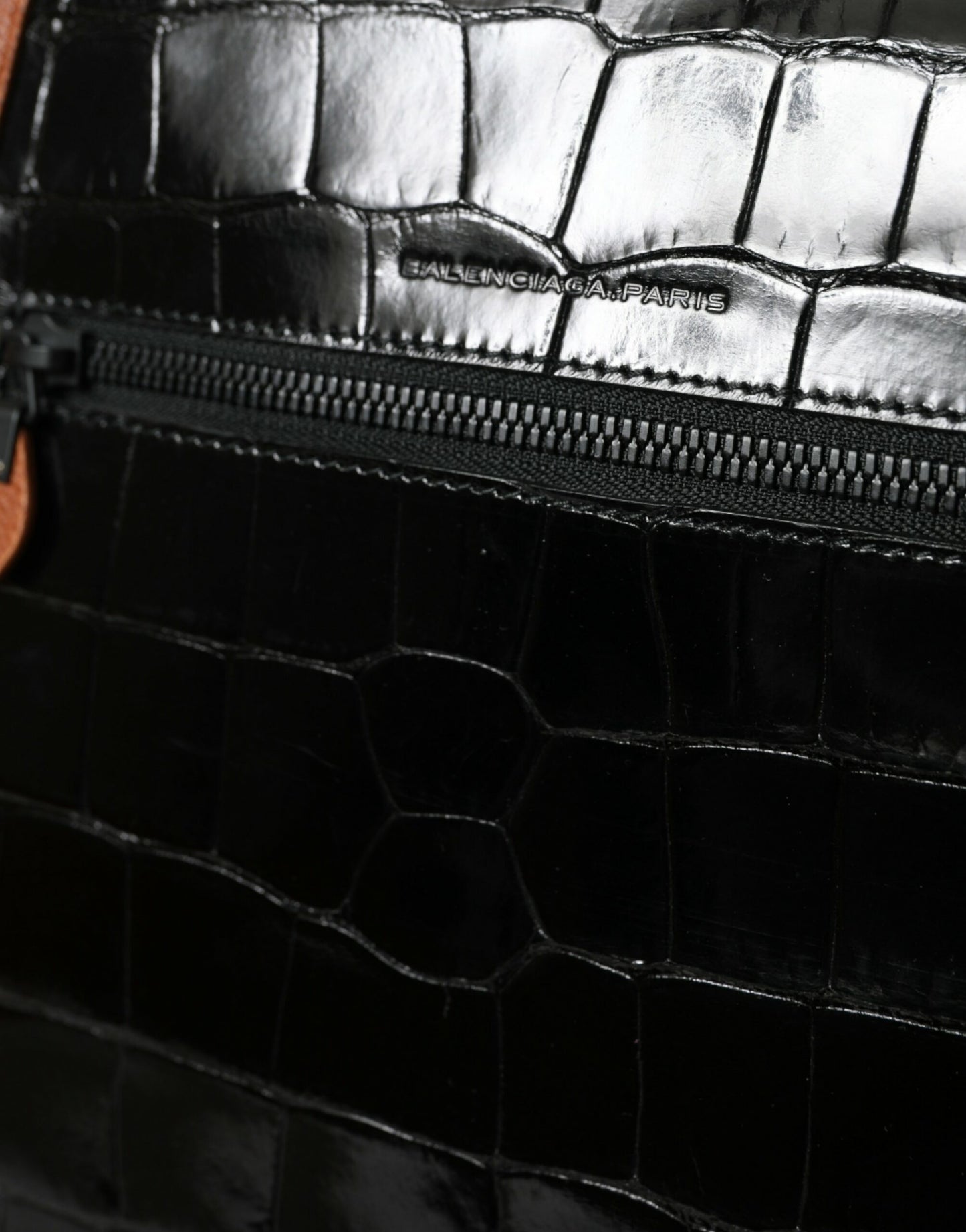 Balenciaga Schwarz Braun Exotische Haut Leder Vertikale Crossbody Geldbörse Tasche - Luxus pur