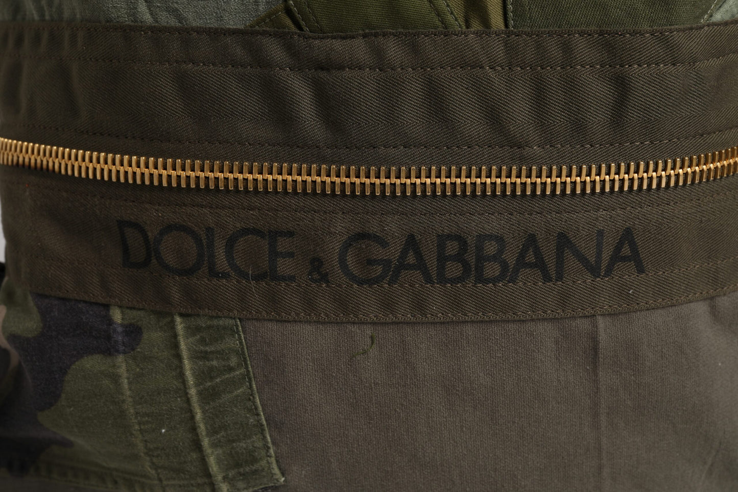 Dolce & Gabbana Militär Grün Patchwork Rucksack – Exklusive Designer Tasche
