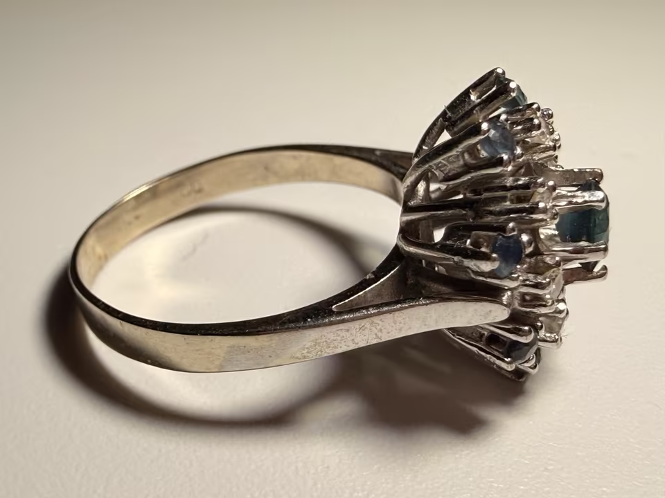 14K Weißgold Ring mit echten Saphiren – ca. Gr. 56 – 4,8 g