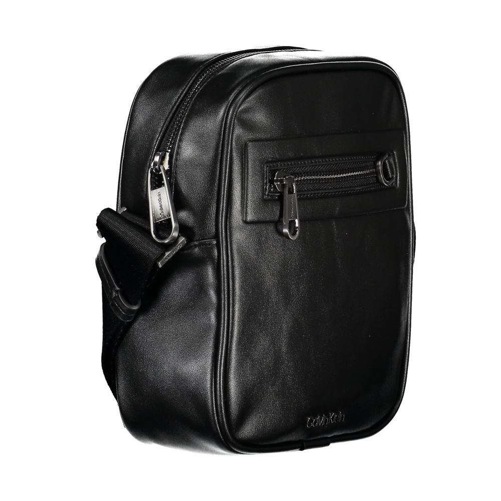 Calvin Klein Schlanke Urban Black Umhängetasche – Elegante Umweltfreundlichkeit für Anspruchsvolle
