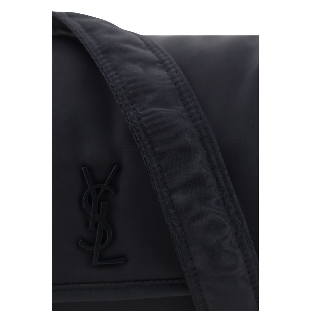 Luxuriöse Saint Laurent Schultertasche aus schwarzem Polyamid