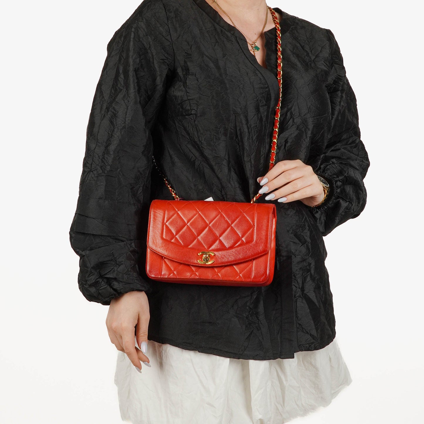Chanel Vintage Small Diana Flap Tasche aus rotem gestepptem Leder mit 24K vergoldeten Beschlägen