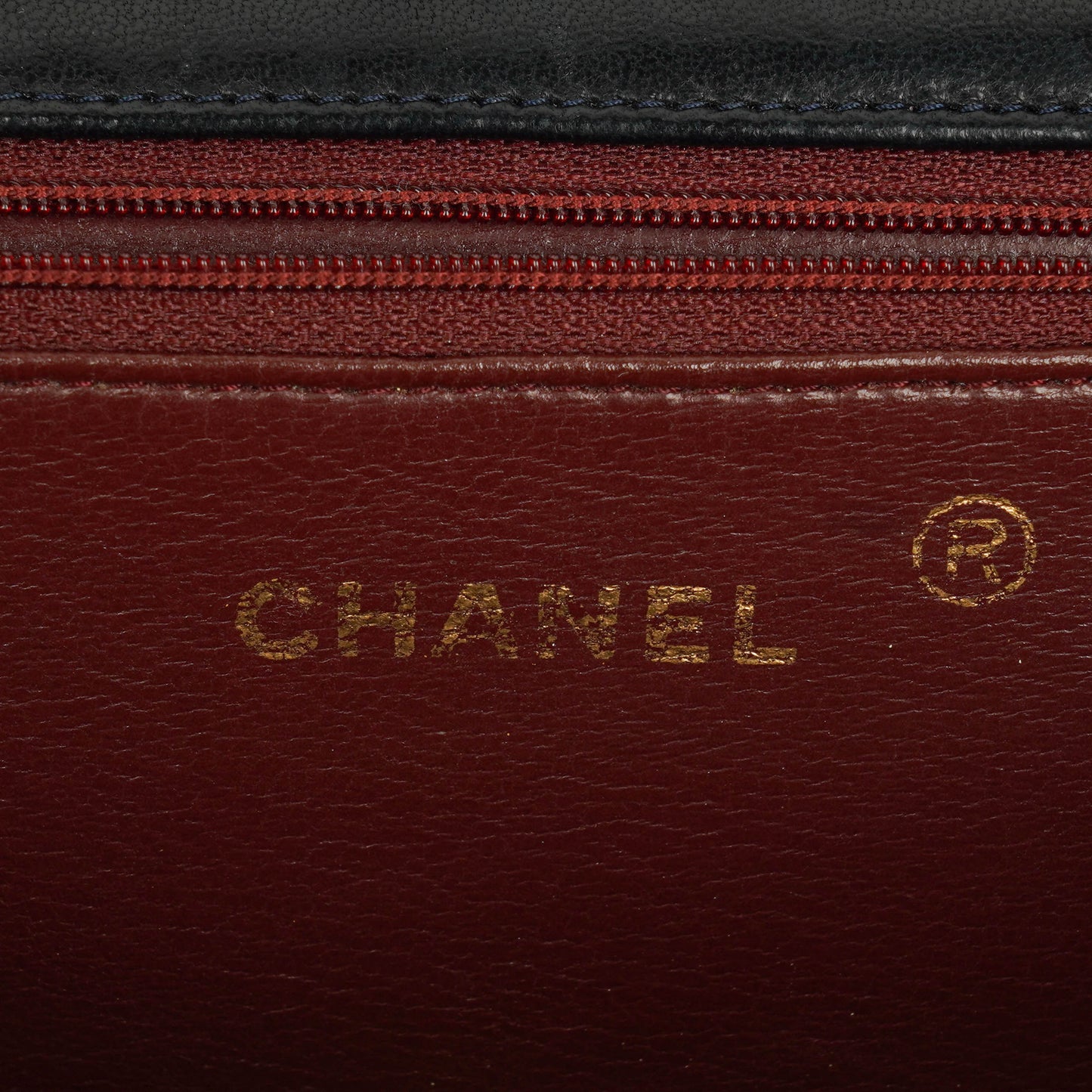 Chanel Classic Single Flap Tasche aus dunkelnavy gestepptem Lammleder mit 24K vergoldeter Hardware