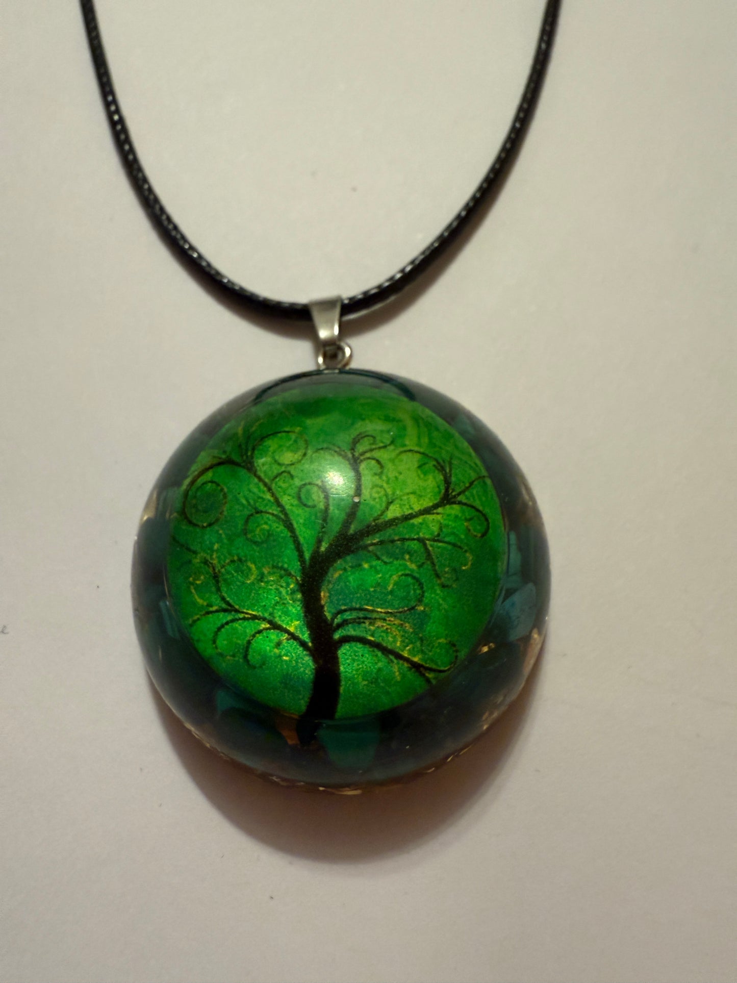 Handmade malachite orgone pendant with tree of life motif