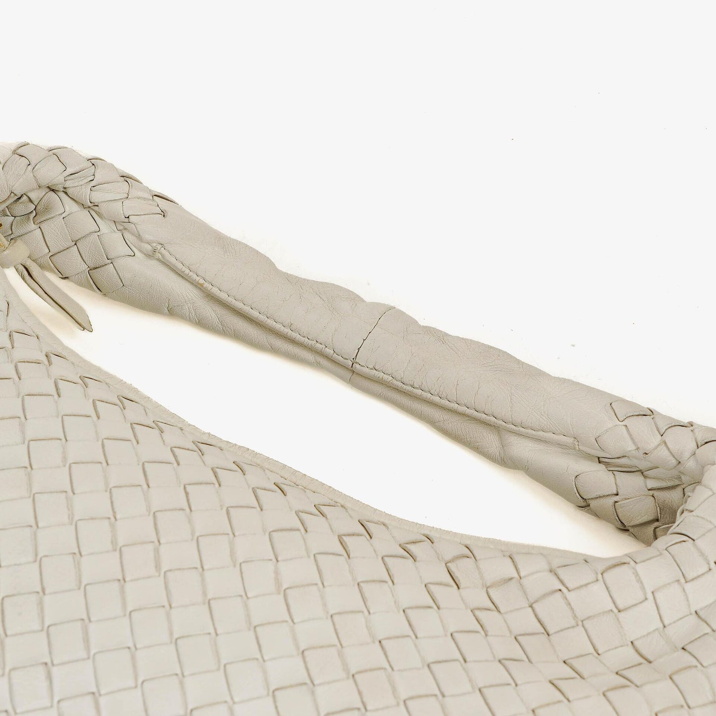 Bottega Veneta Medium Veneta Hobo aus weißem Nappa Intrecciato