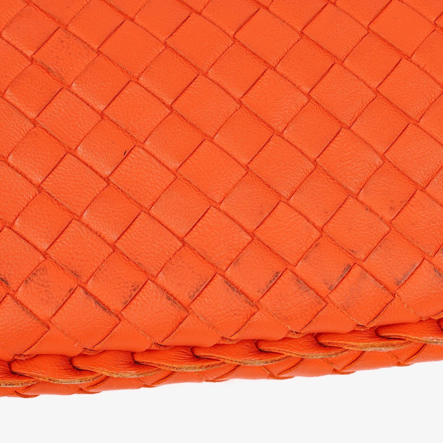 Bottega Veneta Mittelgroße Veneta Hobo aus Nappa Intrecciato in Orange