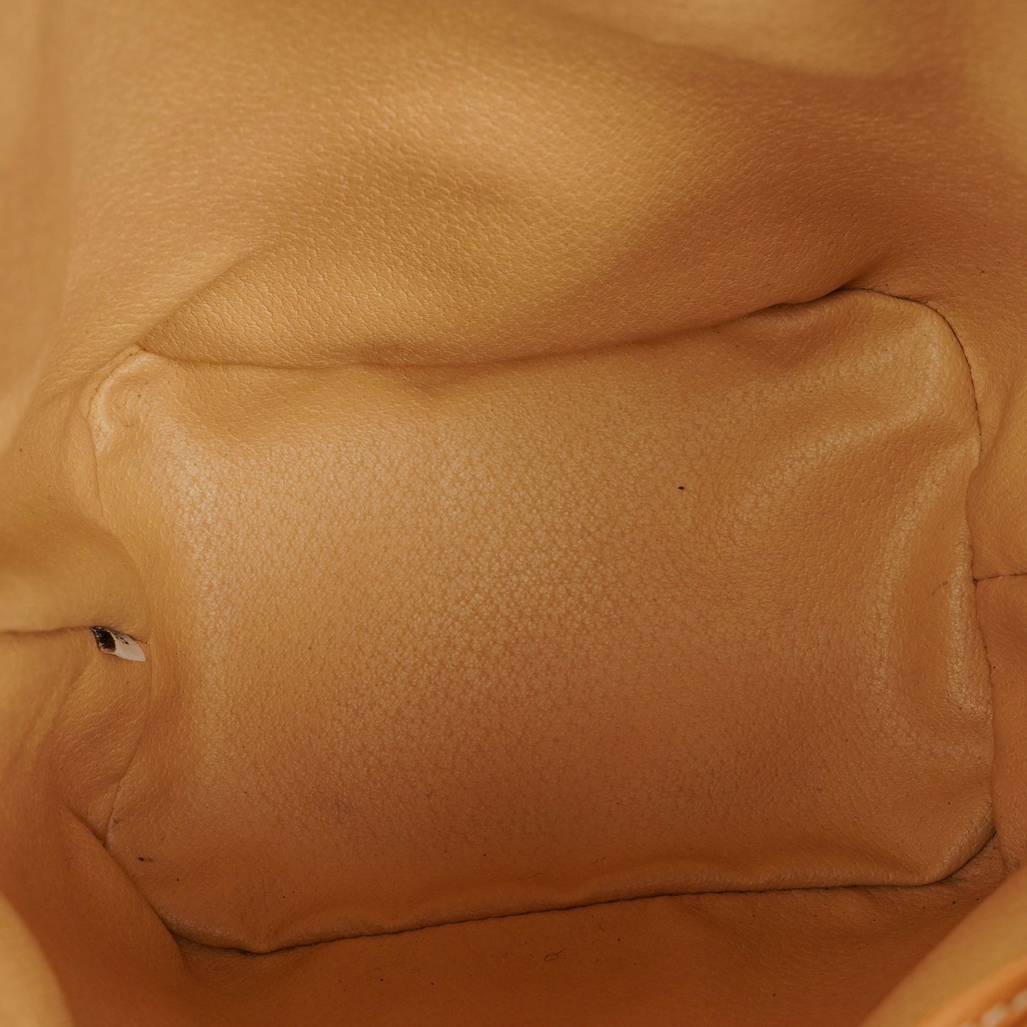 Celine Vintage Macadam Triomphe Bucket Bag mit Kordelzug in Beige
