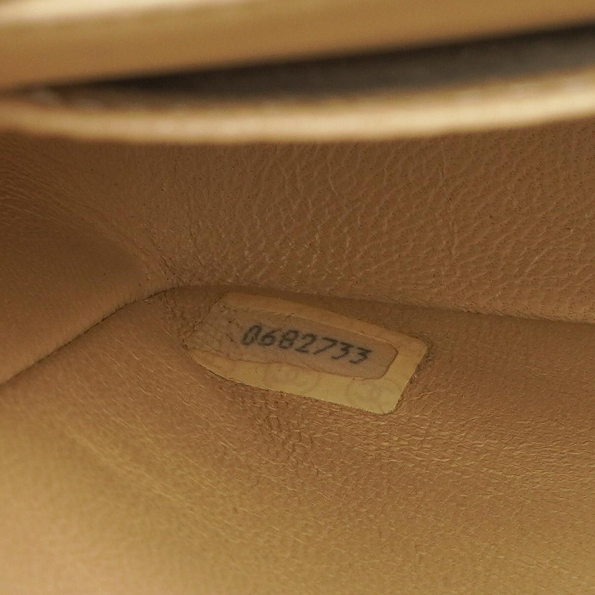 Chanel Bi-Color Gequiltete Lammleder Umschlagklapptasche mit 24K Goldbeschichtetem Hardware