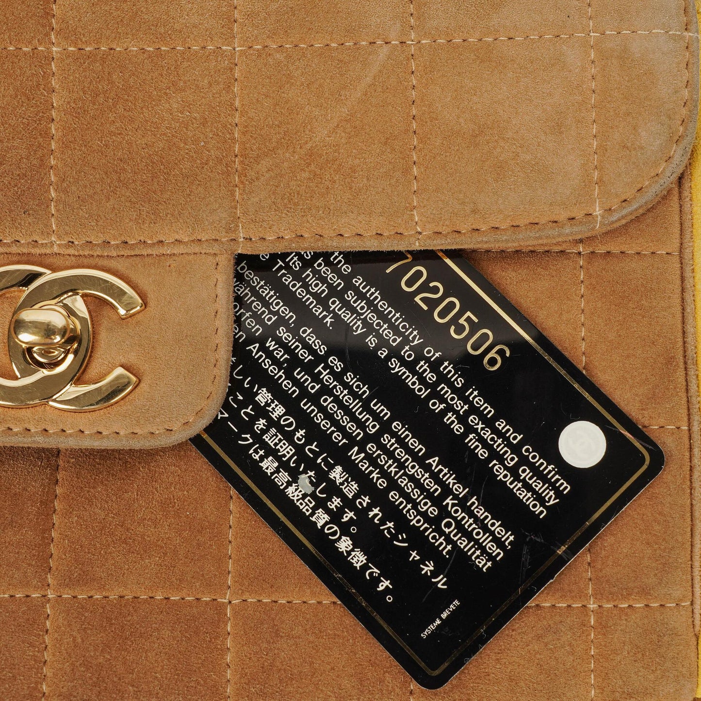 Chanel Chocolate Bar Gelb/Beige Wildleder Top-Handle Flap-Tasche