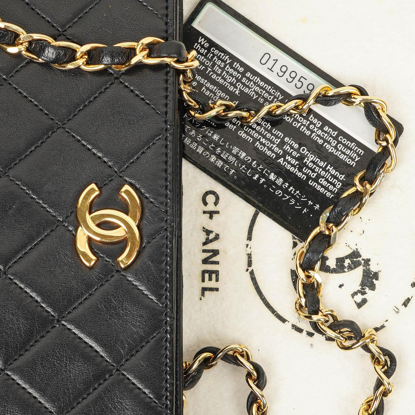 Chanel Classic Full Flap Tasche aus schwarzem gestepptem Lammleder mit 24K vergoldeter Hardware