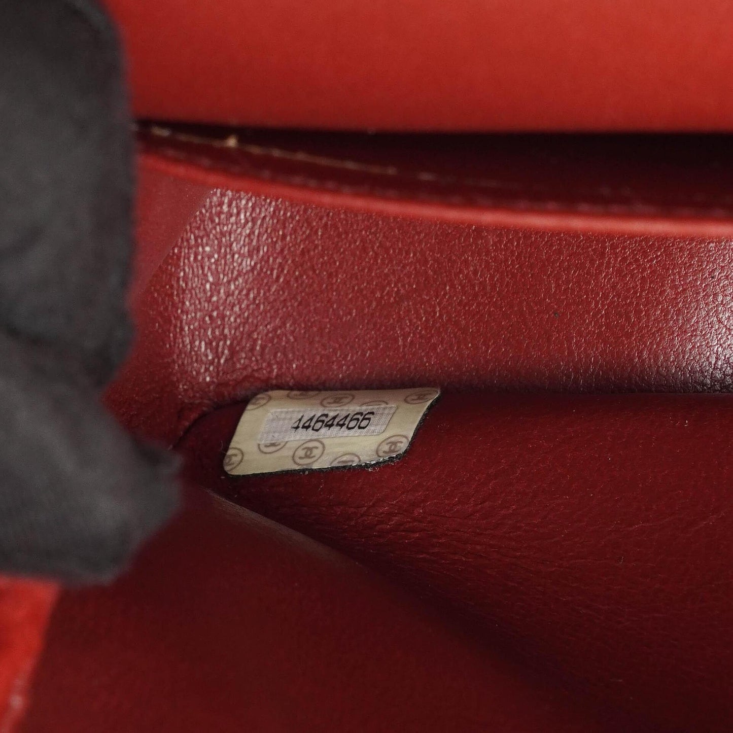 Chanel Classic Medium Double Flap Bag in Rot Gequiltetes Wildleder und 24K Goldbeschläge