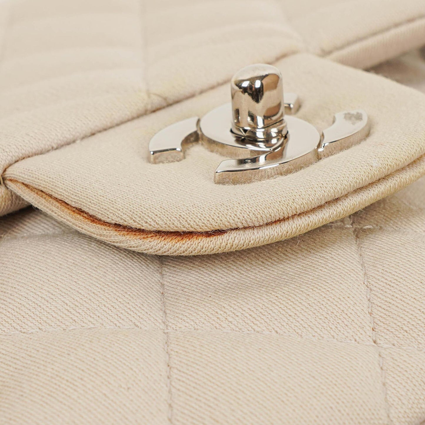 Chanel Jumbo Classic Single Flap Bag aus Jersey mit silberfarbenen Beschlägen