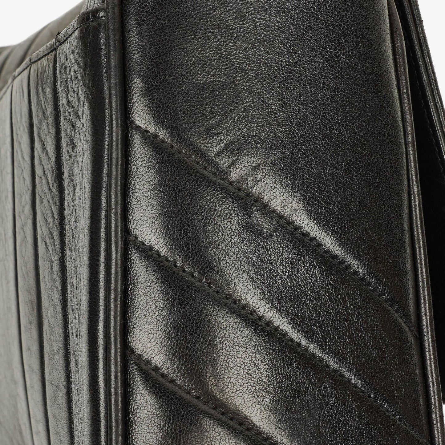 Chanel Lammleder Schwarz Vertikal Stepp Maxi CC Flap Schultertasche