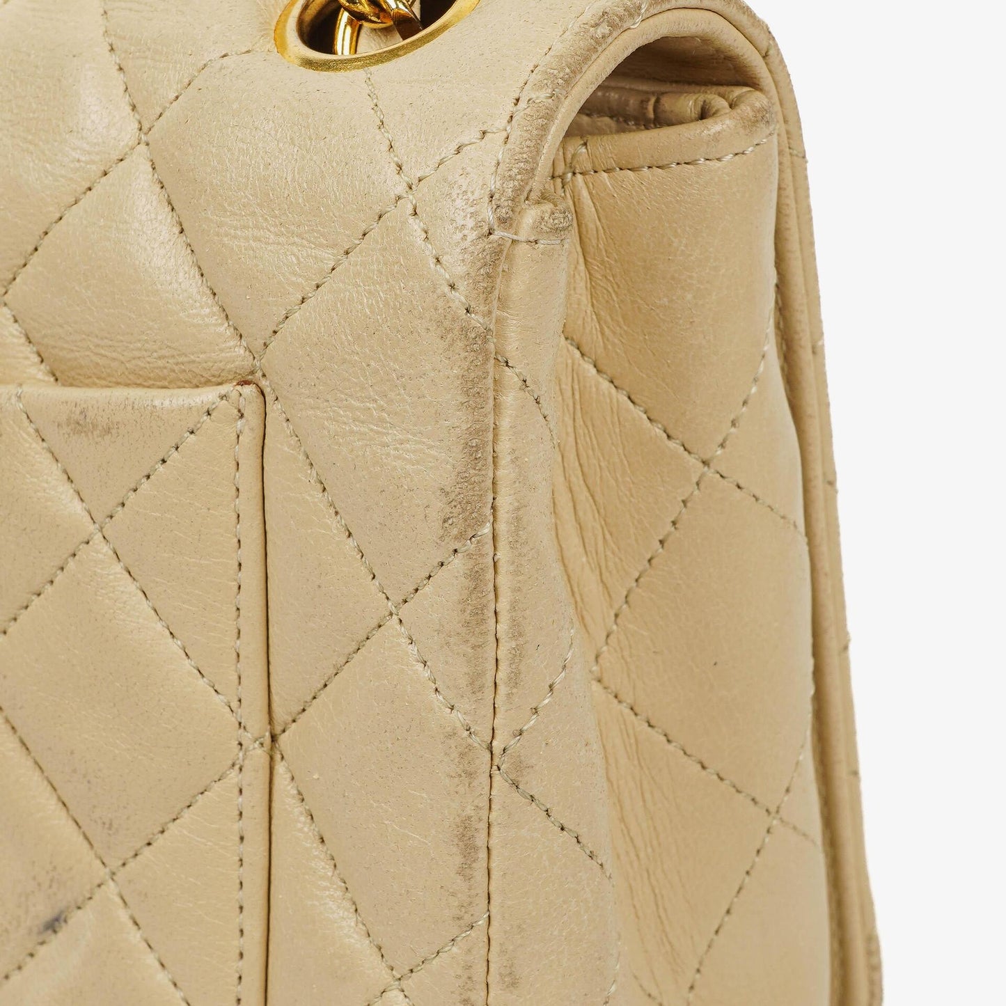 Chanel Maxi Logo Full Flap Tasche aus beigem gestepptem Leder mit 24K vergoldeten Beschlägen