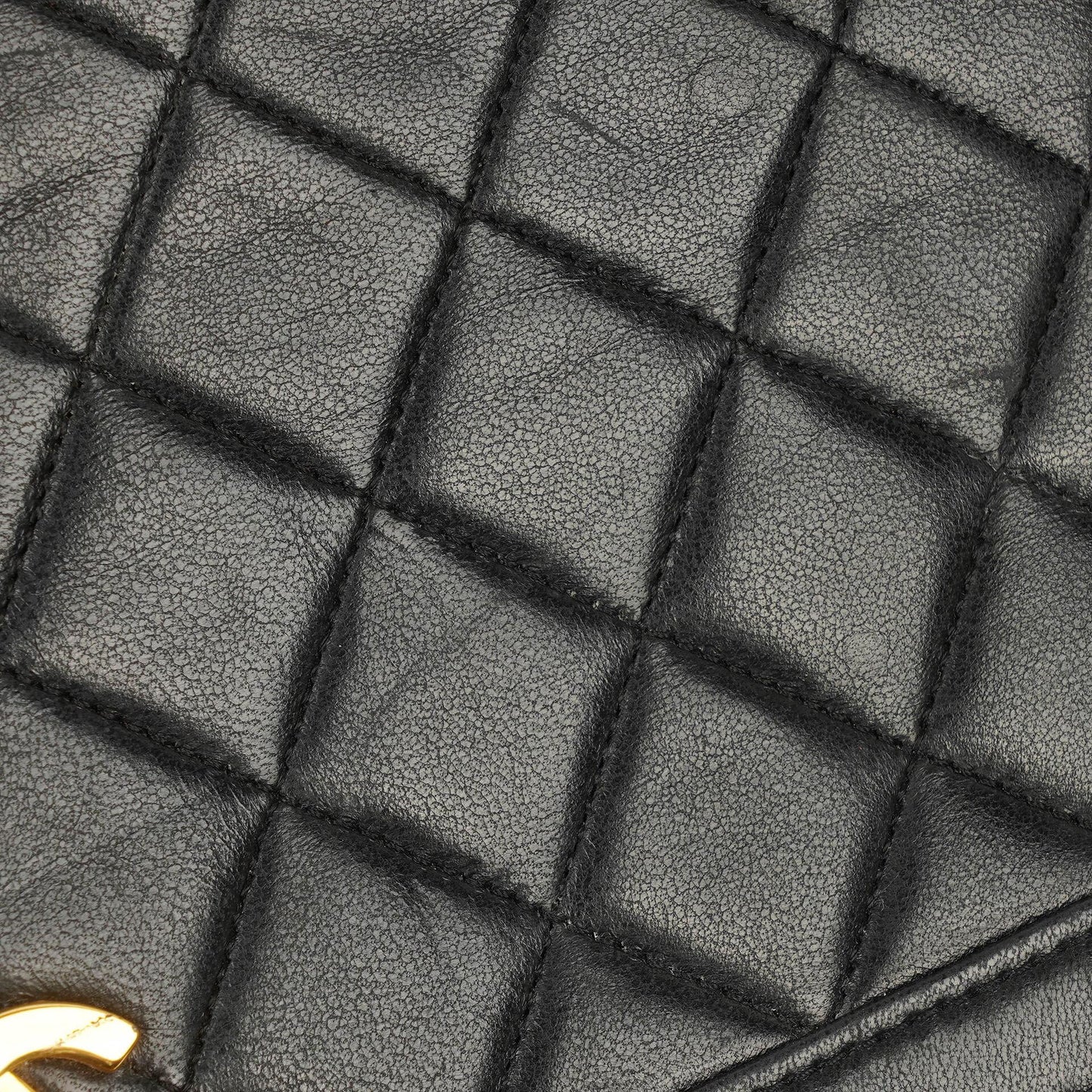 Chanel Medium Single Flap Tasche aus schwarzem gestepptem Lammleder mit 24K vergoldeten Beschlägen