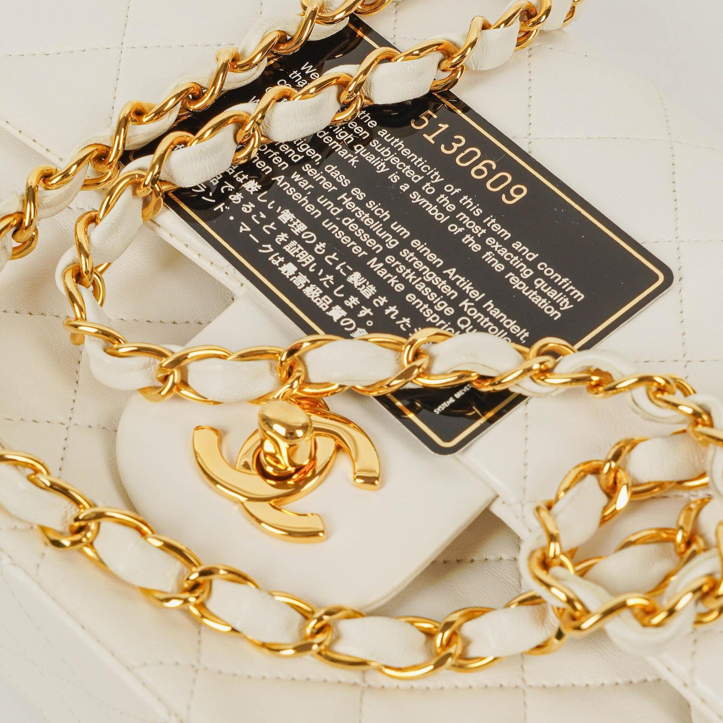 Chanel Medium Classic Vintage Double Flap Tasche aus weißem gestepptem Lammleder mit 24K vergoldeten Beschlägen