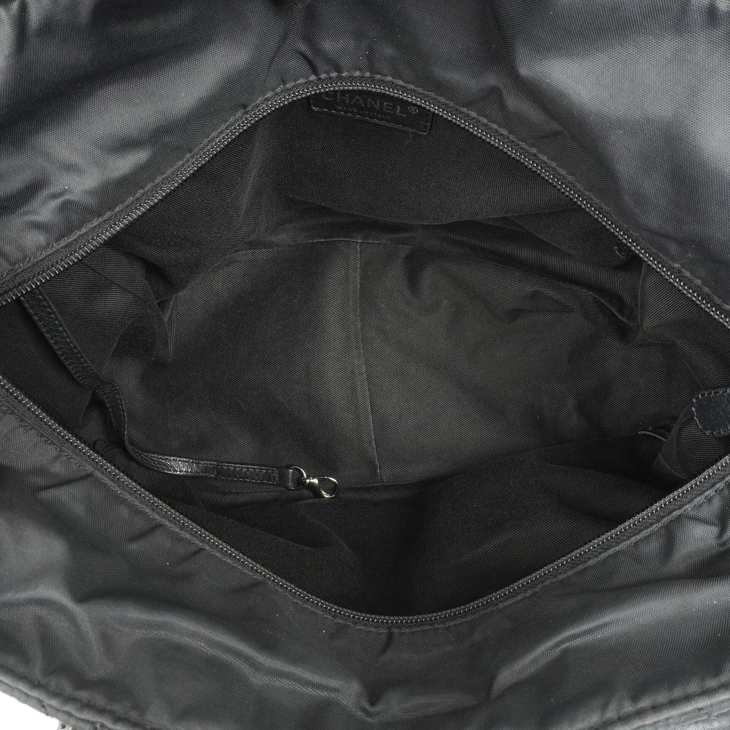 Chanel Paris New York Linie Tote Bag in Schwarz