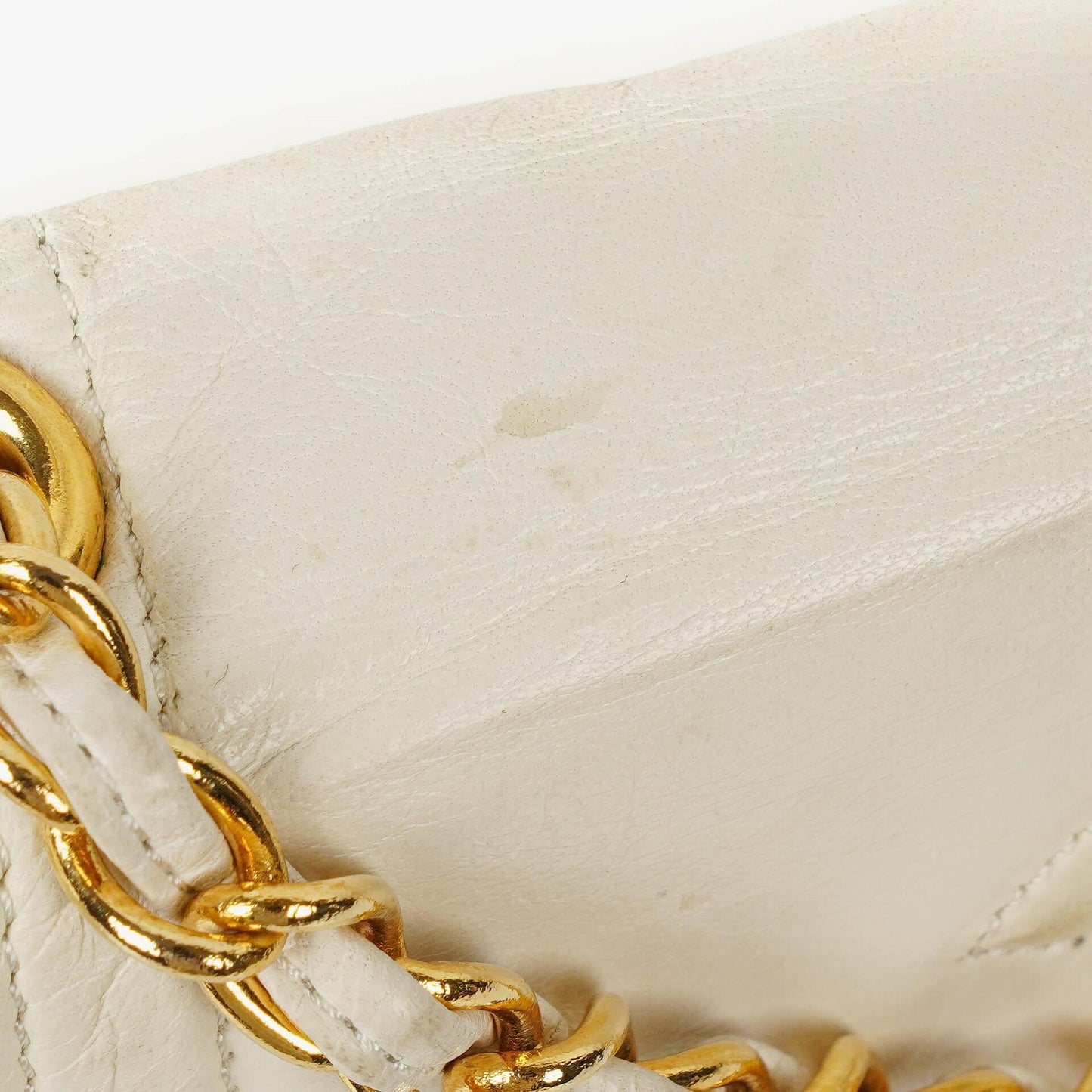 Chanel Small Envelope Flap Bag aus weißem Leder