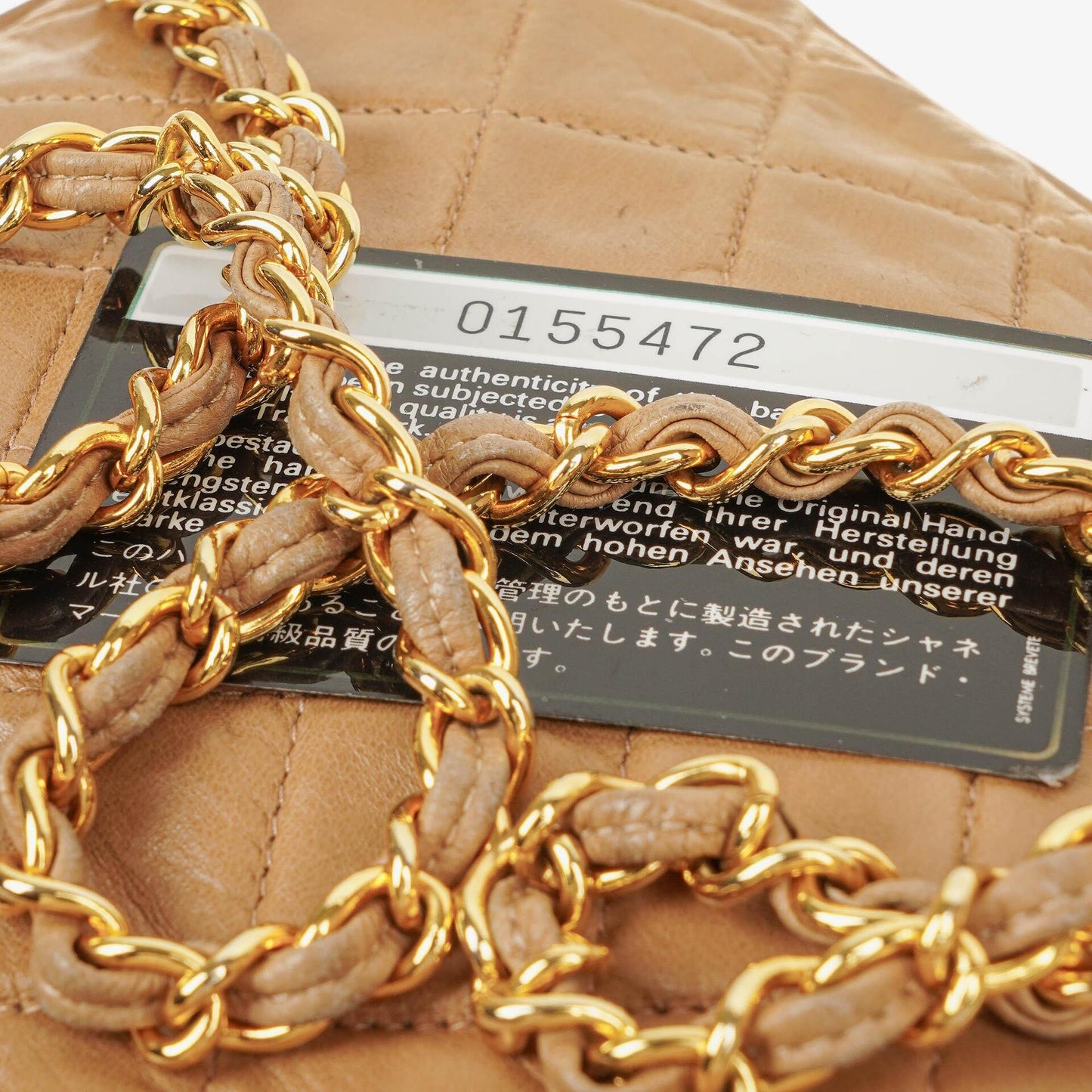 Chanel Vintage Camera Tassel Tasche aus beigem gestepptem Lammleder