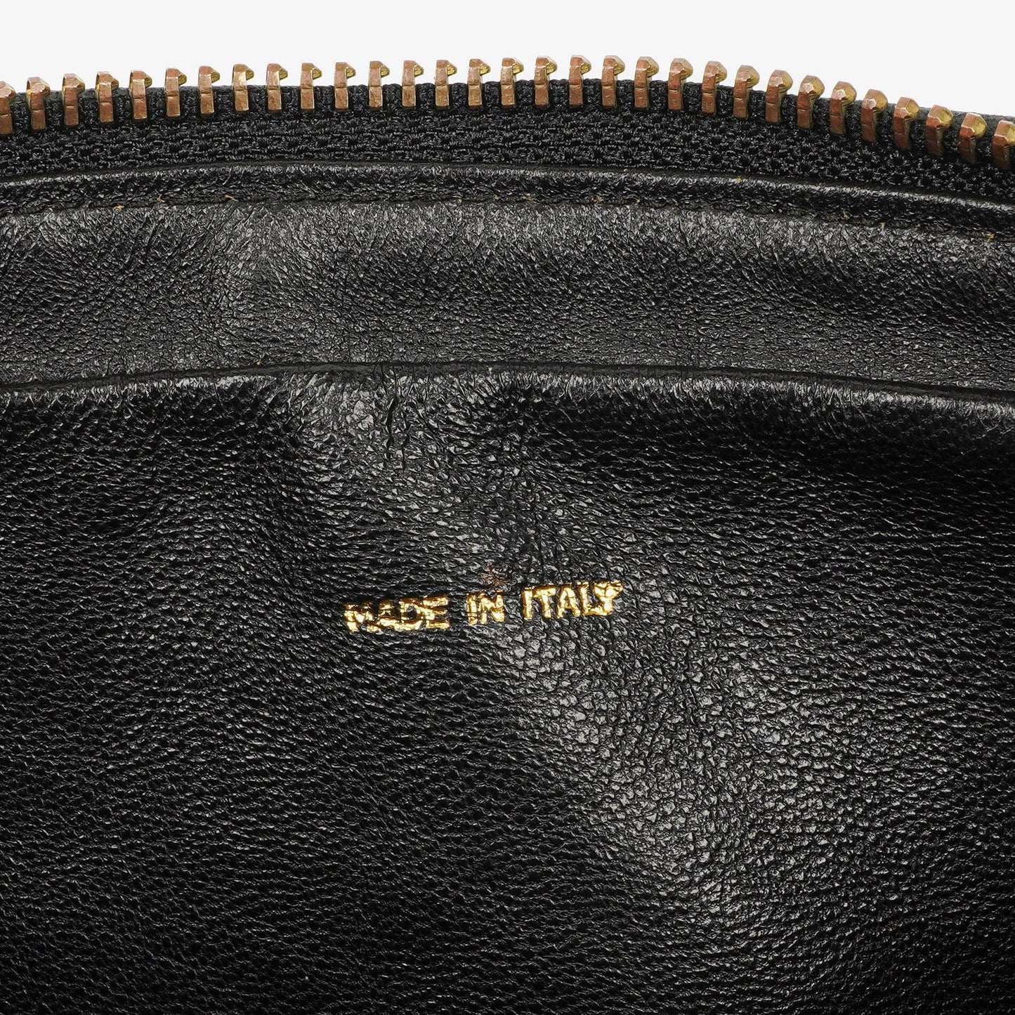 Chanel Vintage CC Camera Schultertasche Medium aus schwarzem gestepptem Lammleder mit Quaste