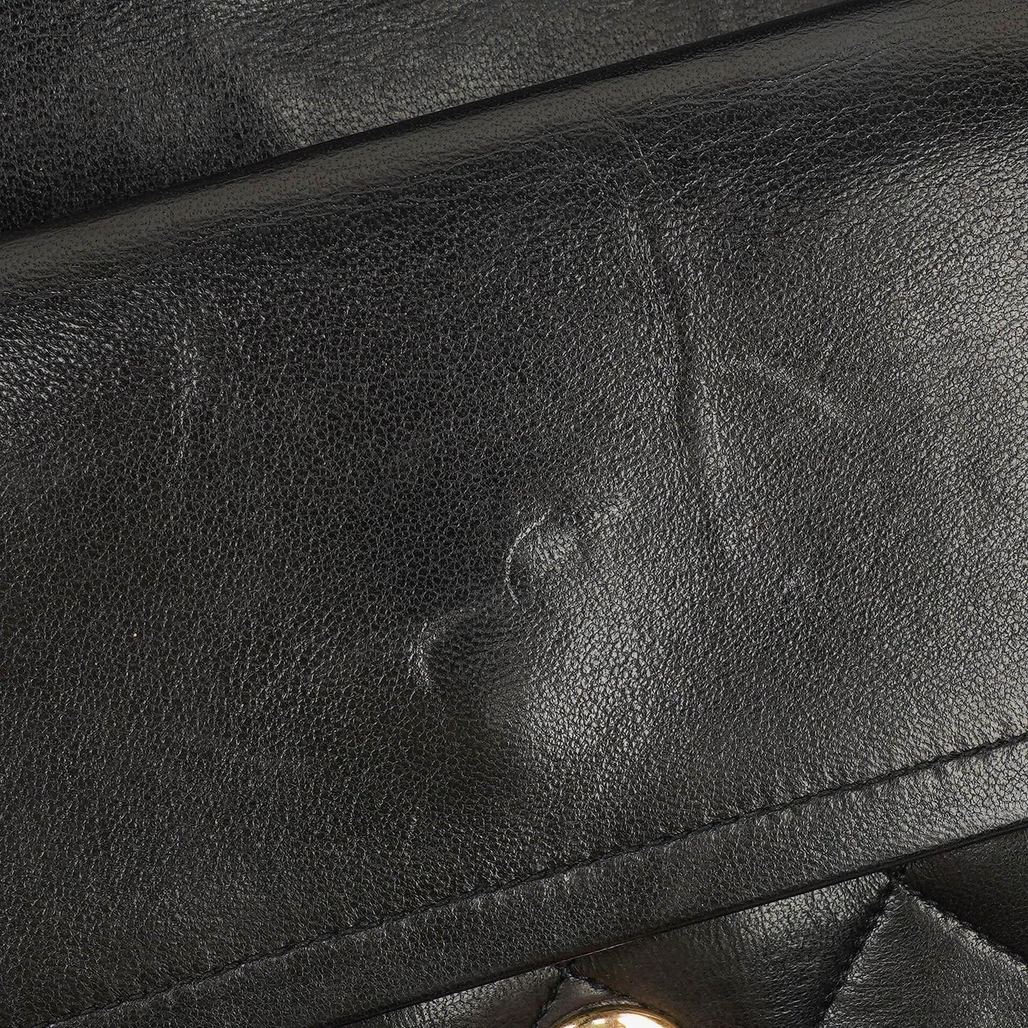 Chanel Vintage Medium Classic Double Flap Tasche aus schwarzem gestepptem Lammleder mit 24K vergoldeten Beschlägen