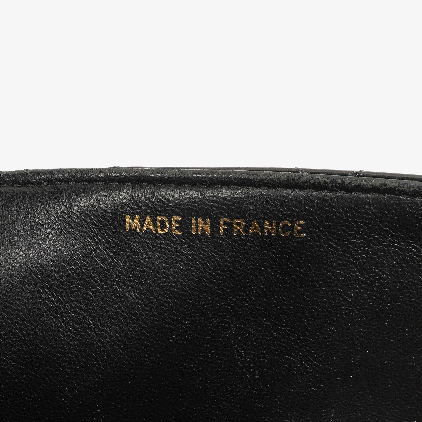 Chanel Vintage Mittlere Diana Klappen Tasche aus schwarzem gestepptem Lackleder mit 24K vergoldeten Beschlägen