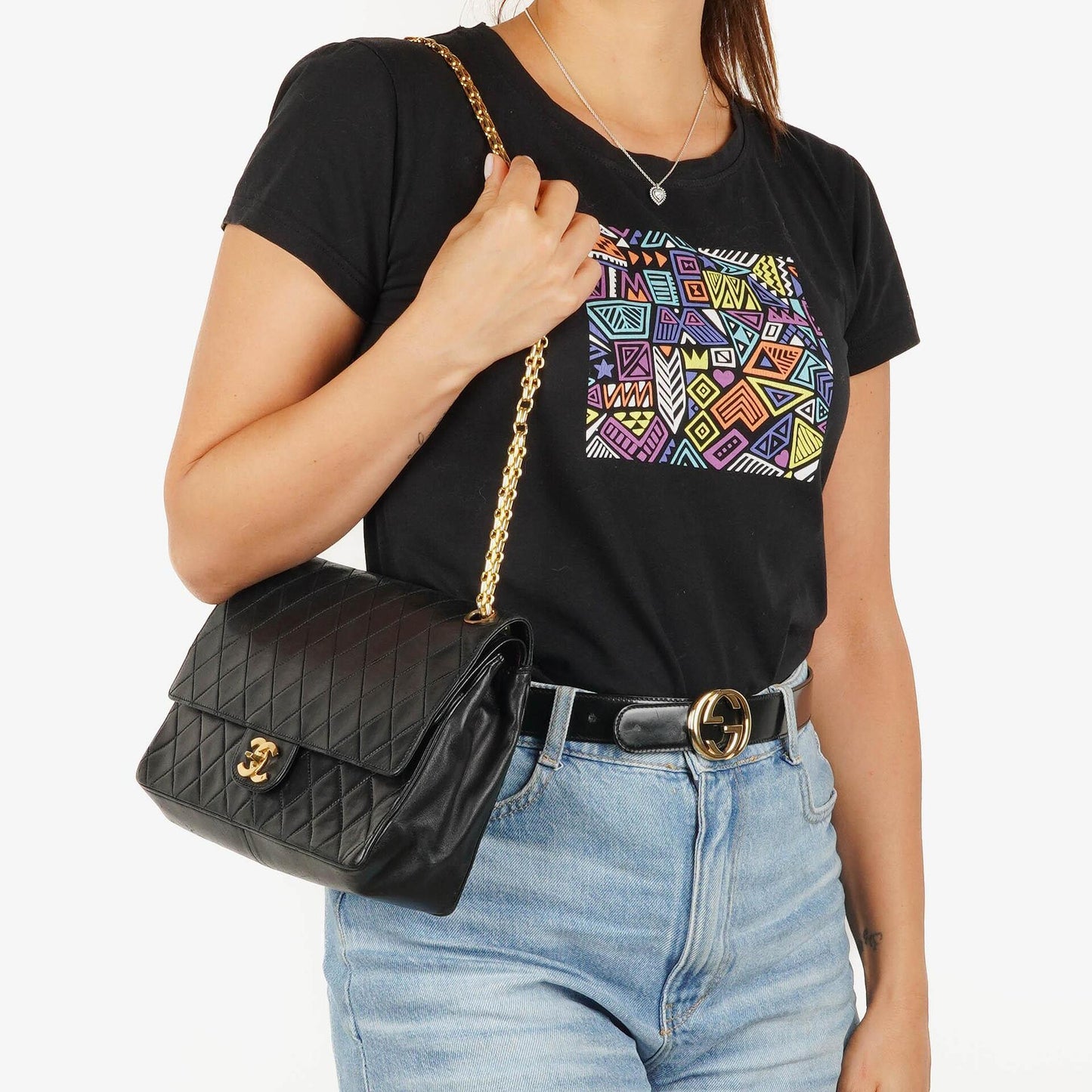 Chanel Vintage zeitlose klassische mittlere Doppelklappen-Tasche Schwarz gestepptes Lammleder mit 24K goldplattierter Hardware und Mademoiselle-Kette