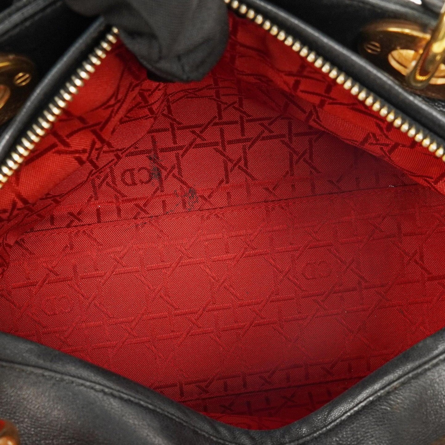 Christian Dior Lady Dior Tote Bag aus schwarzem Cannage-gestepptem Wildleder