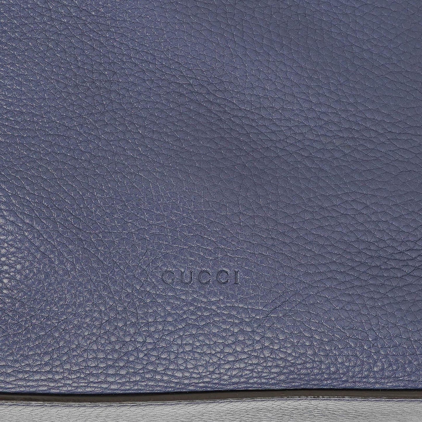 Gucci Miss Bamboo Genarbtes Blaues Kalbsleder Bucket Tasche