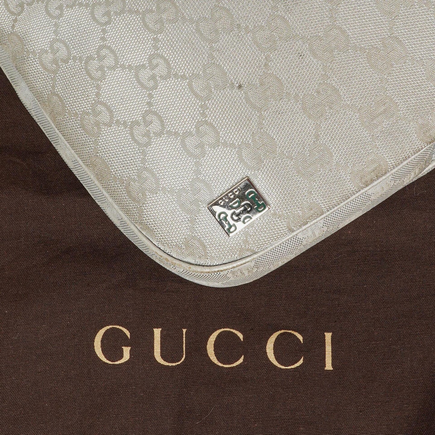 Gucci Silber Metallic Canvas Hobo Tasche