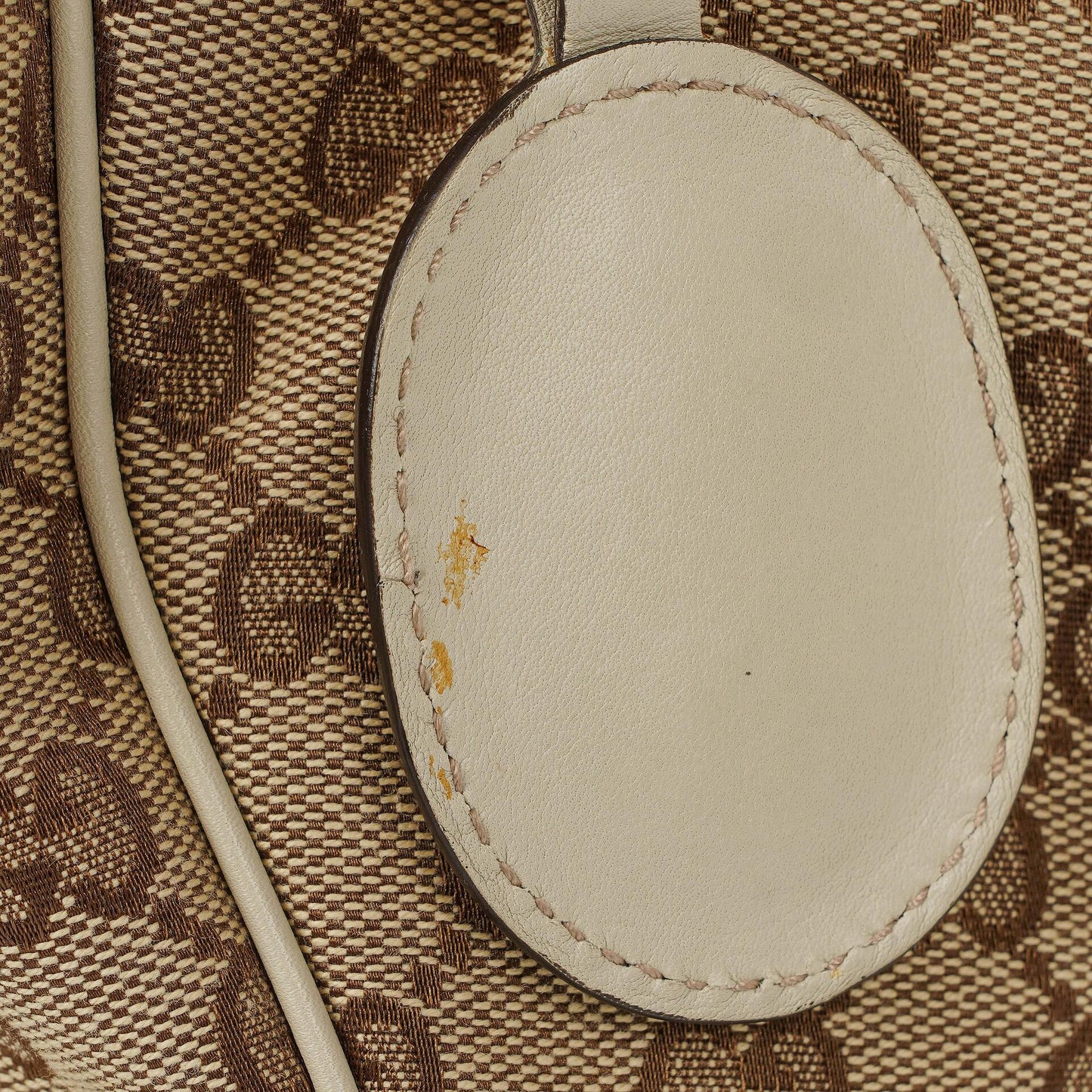 Gucci Sukey Medium Hobo-Tasche aus beigem GG Canvas