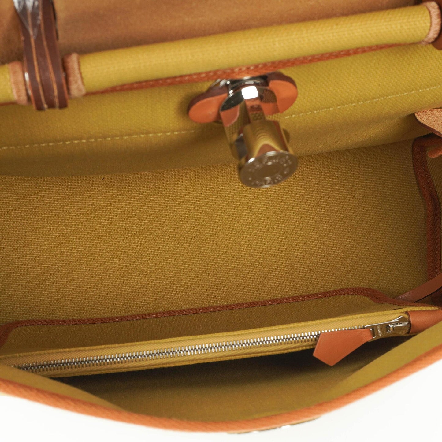 Hermes Herbag 31 Zip Retourne PM Vache Hunter Militär Toile Ginger Naturel