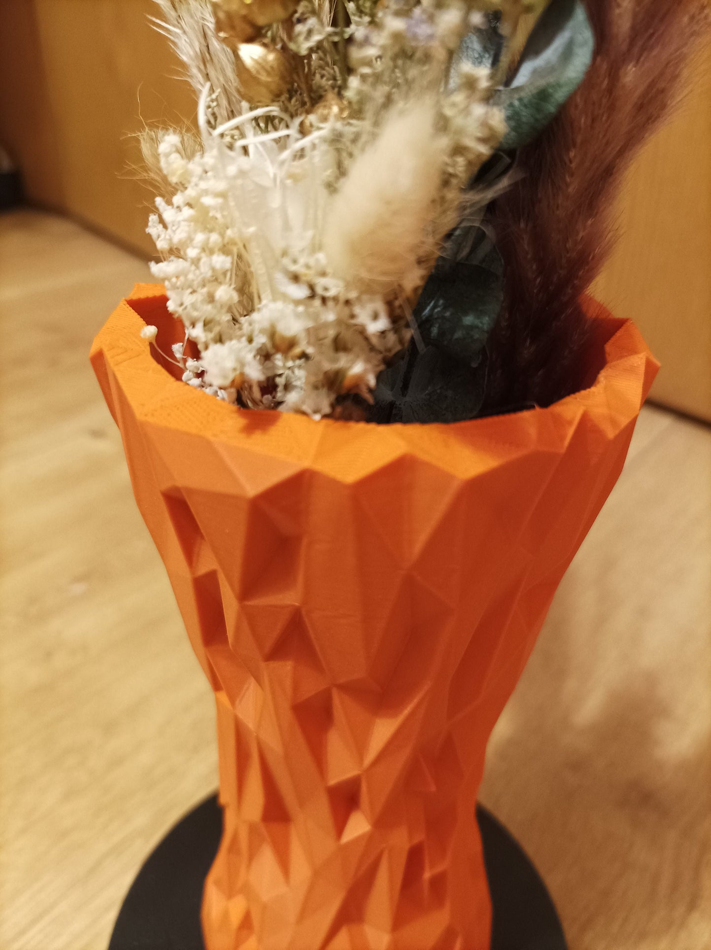 Moderne 3D Vase in Geometrischer Eleganz