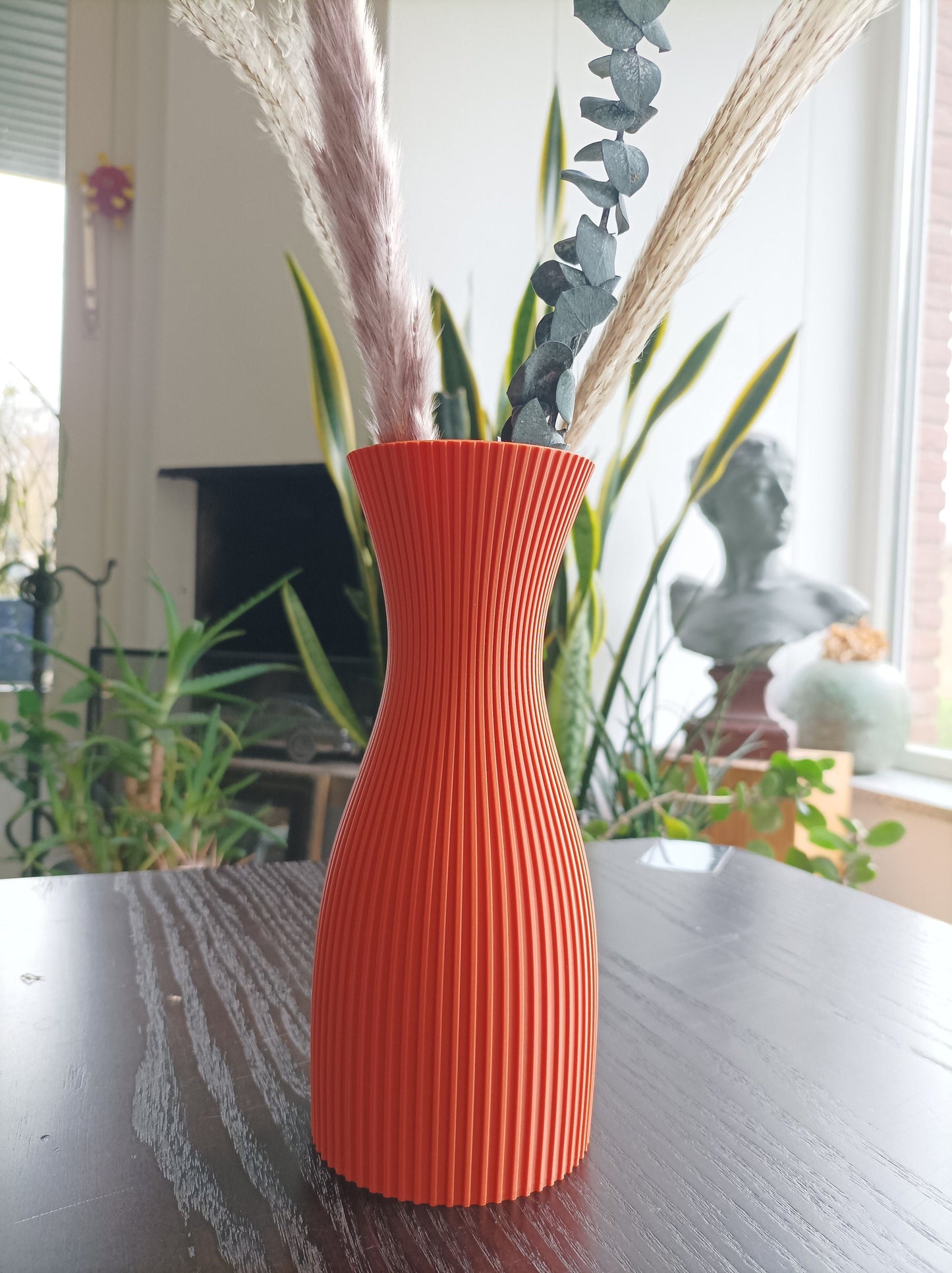 Elegante 3D Designer-Vase – Perfekt für Trockenblumen