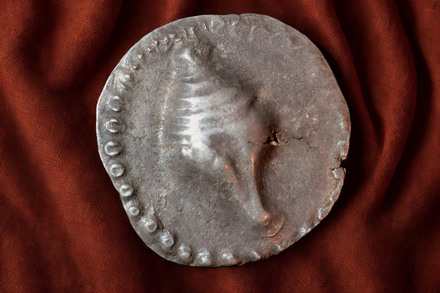 Rzadka starożytna jednostka AR - Królestwa Hamsavati (Mon) - IV wiek n.e. - Shell & Srivatsa z Ankusą