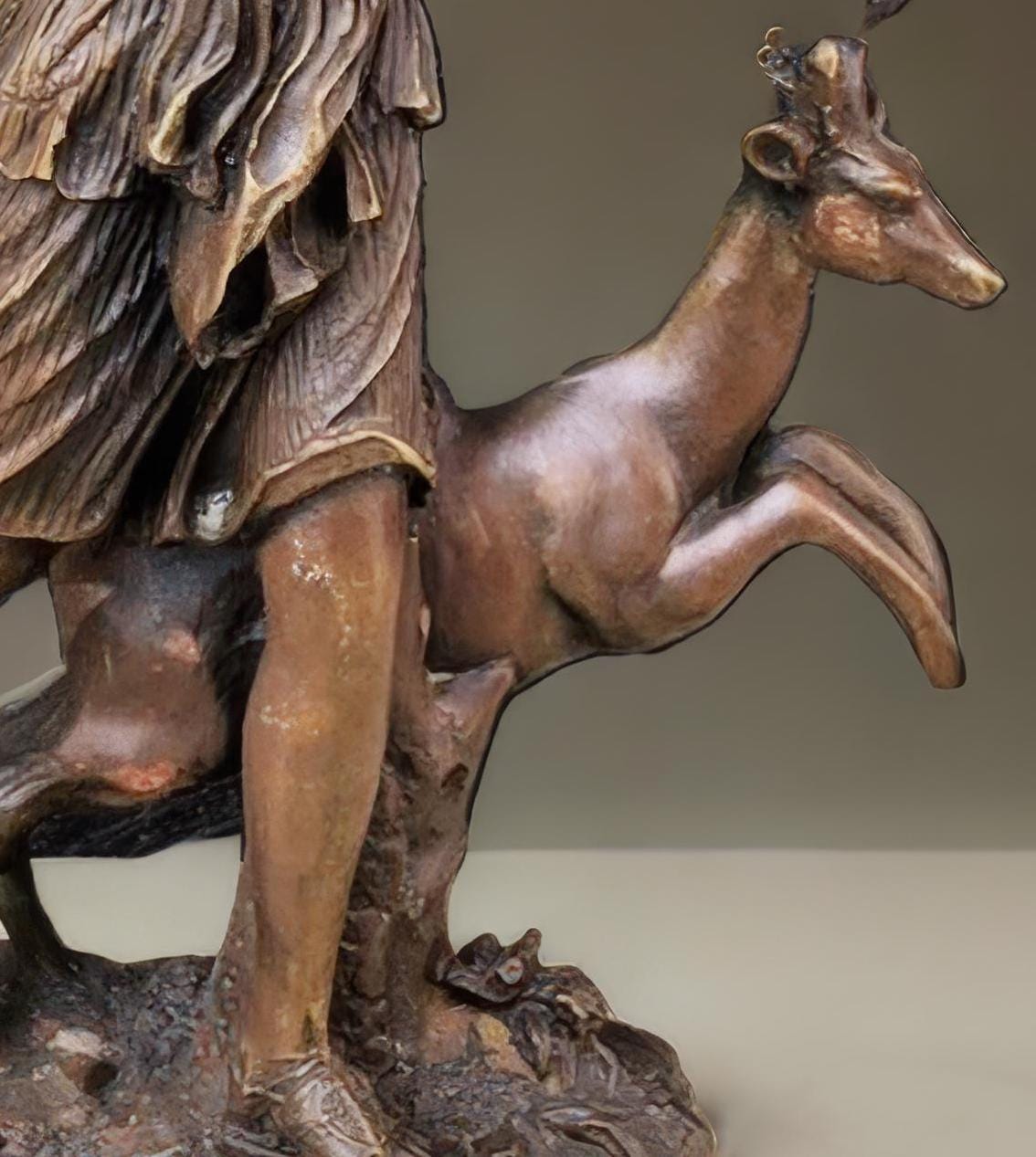 Rzeźba z brązu Artemidy – ręcznie wykonana figurka bogini łowów – dekoracja domu – prezent artystyczny – mitologia – grecka bogini
