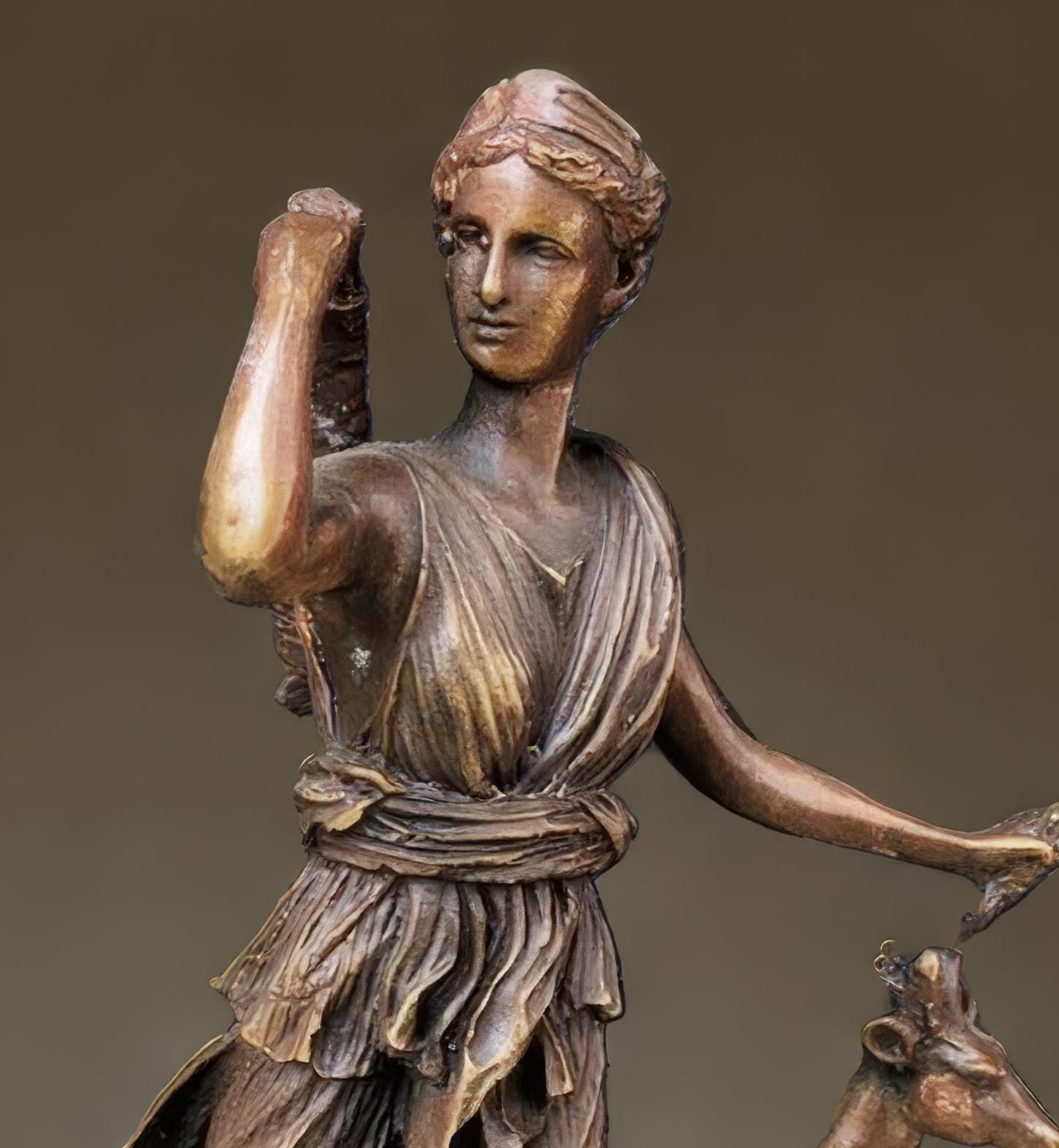 Rzeźba z brązu Artemidy – ręcznie wykonana figurka bogini łowów – dekoracja domu – prezent artystyczny – mitologia – grecka bogini