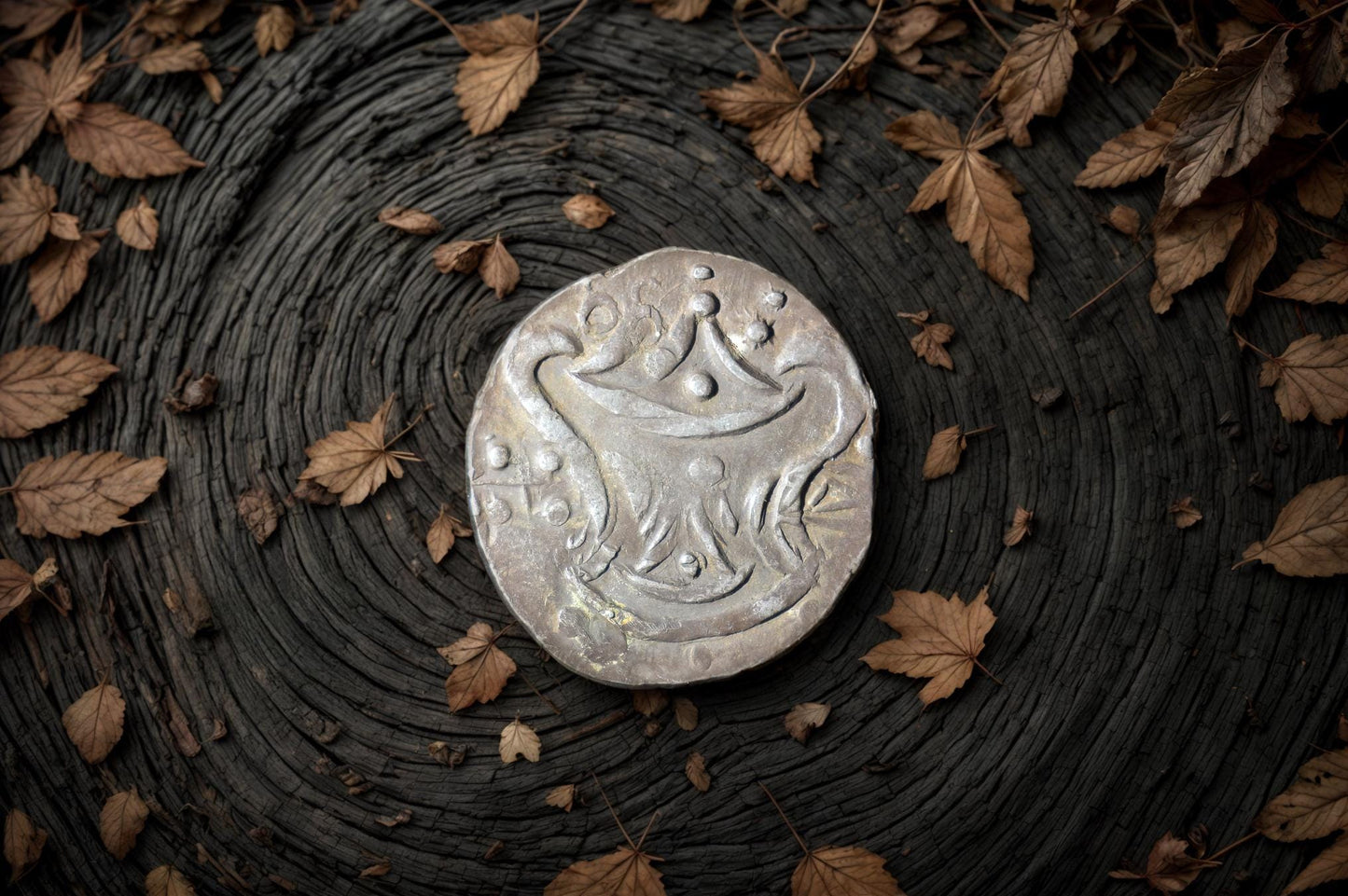 Stara srebrna moneta Królestwa Pyu, Sri Ksetra, Myanmar, IX w. n.e.
