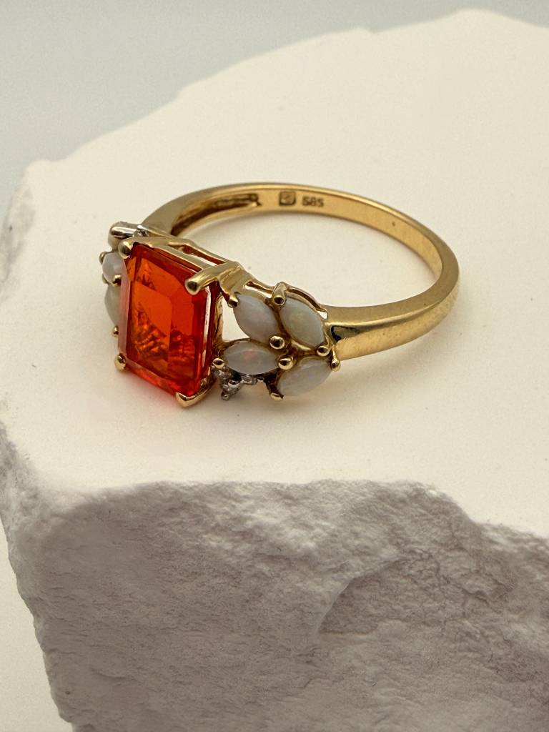 Exquisiter Vintage Feueropal Ring 585 Gold mit Brillanten & Opalen – Vivid Orange