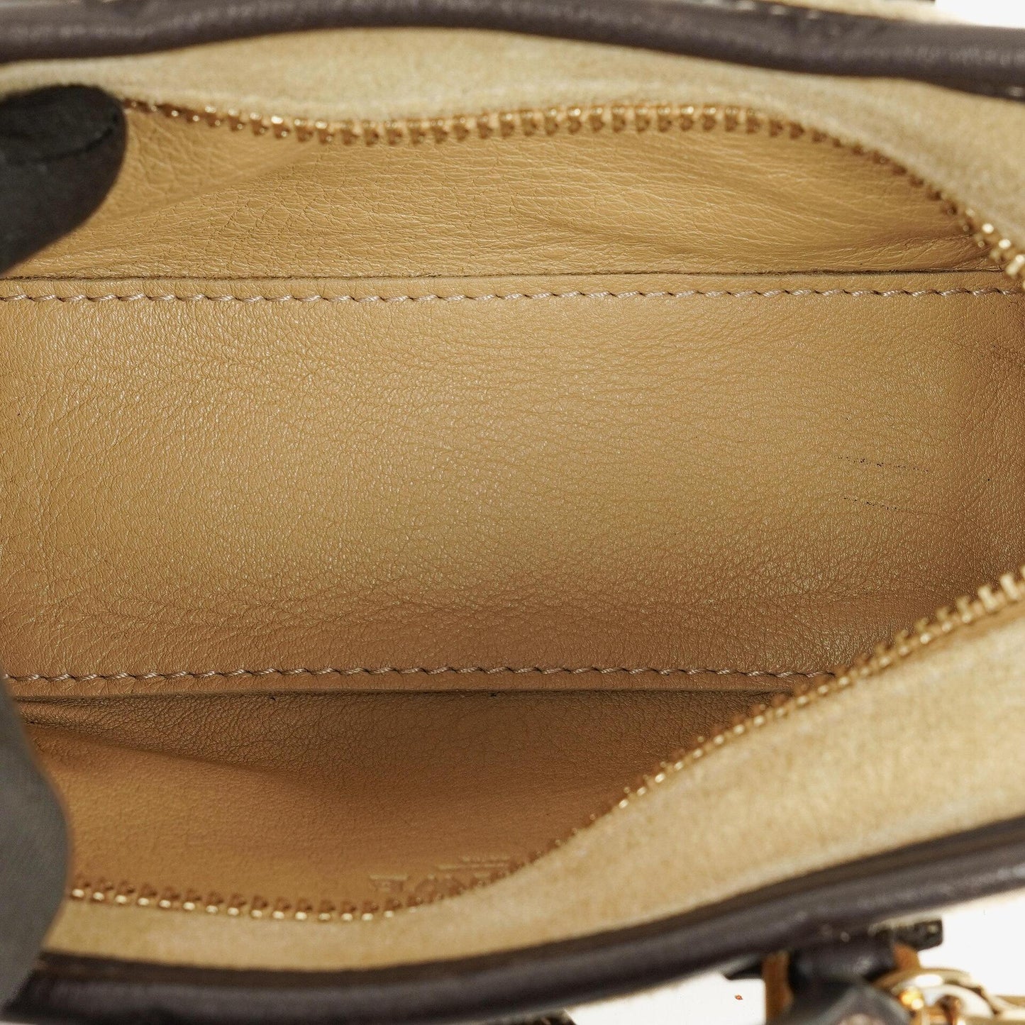 Loewe Micro Amazona Mini Tasche aus beigem Wildleder und dunkelbraunem Leder