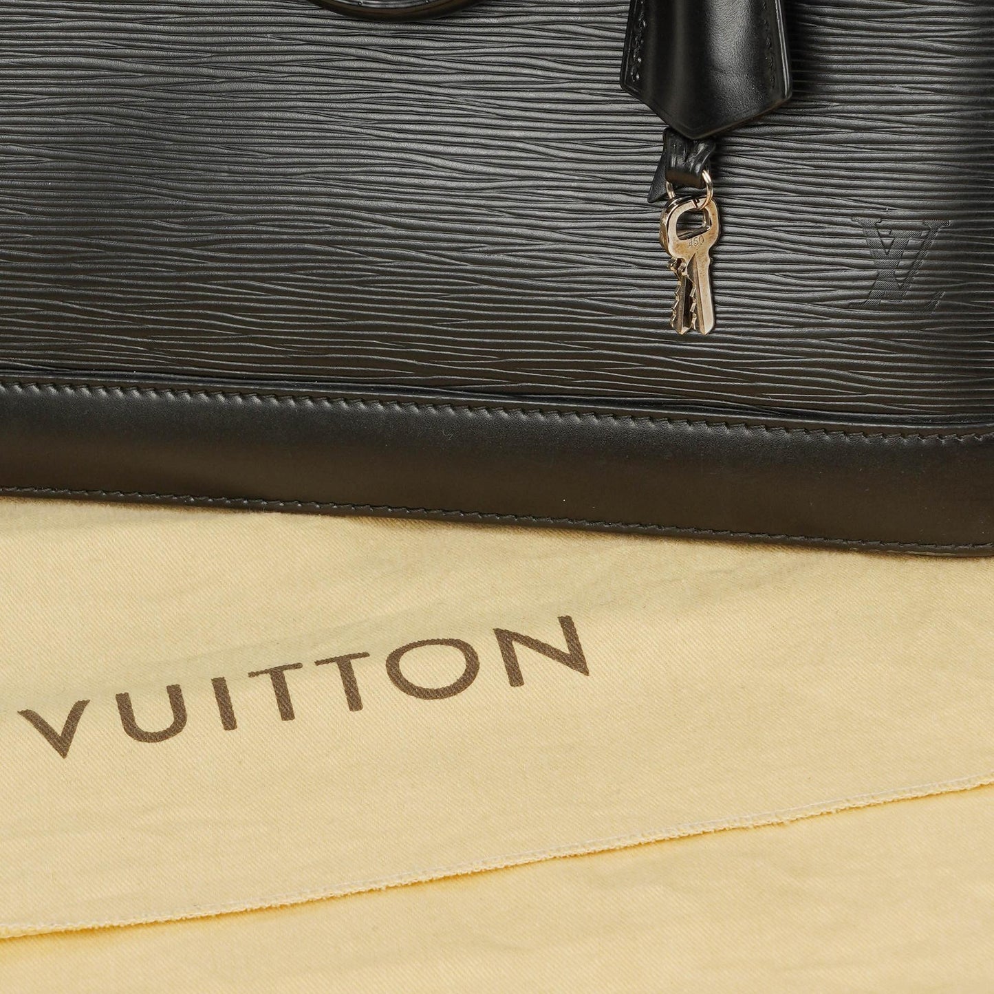 Louis Vuitton Alma PM Handtasche aus schwarzem Epi-Leder
