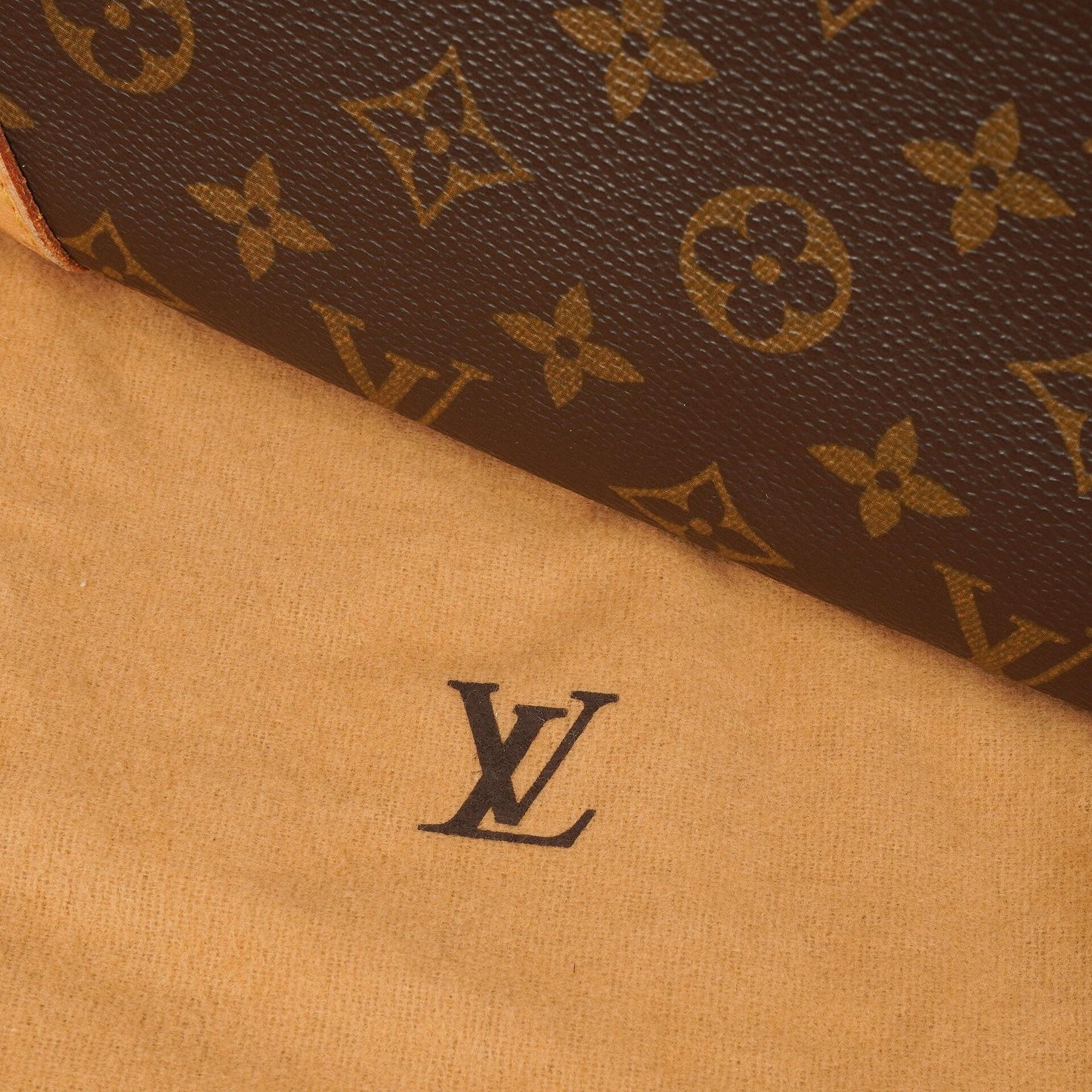 Louis Vuitton Boulogne Monogram Canvas Schultertasche
