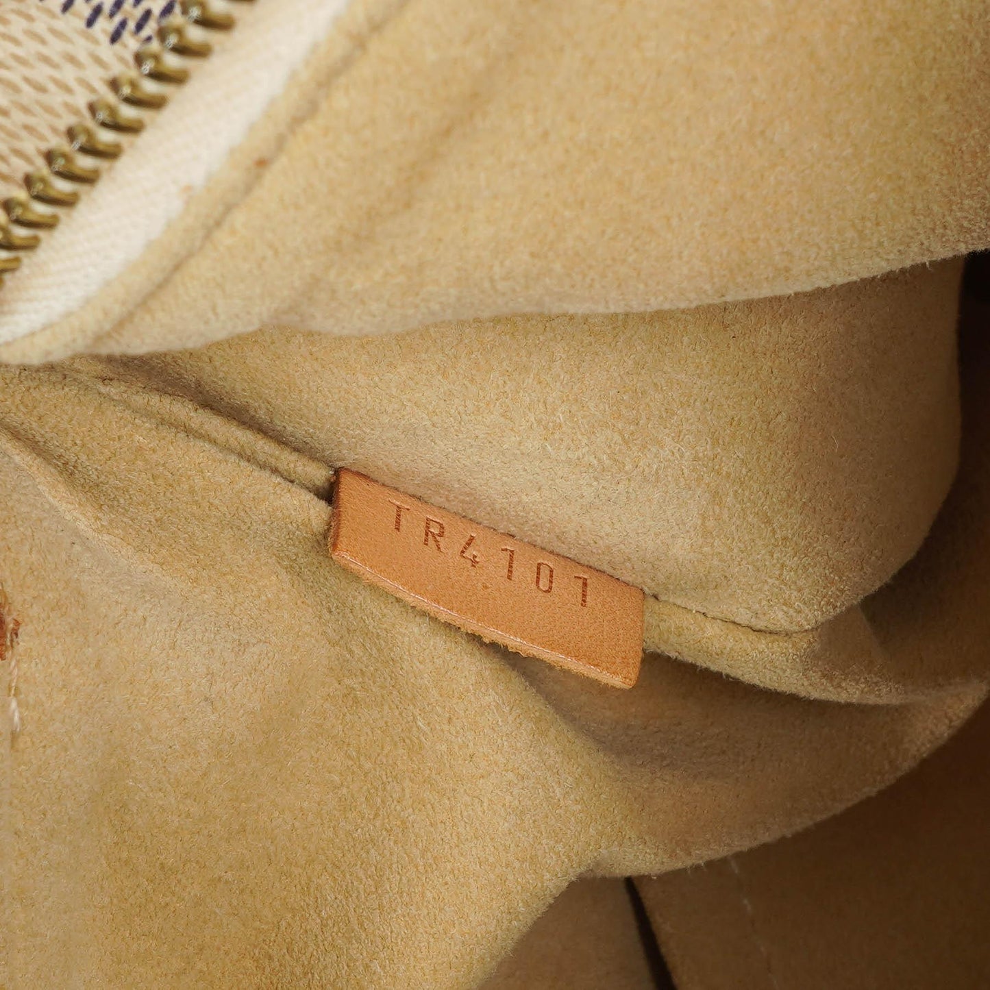 Louis Vuitton Evora MM aus beschichtetem Damier Azur Canvas