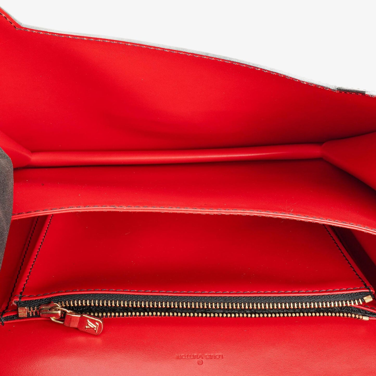 Louis Vuitton Hoche Schultertasche aus Epi-Leder in Schwarz und Rot