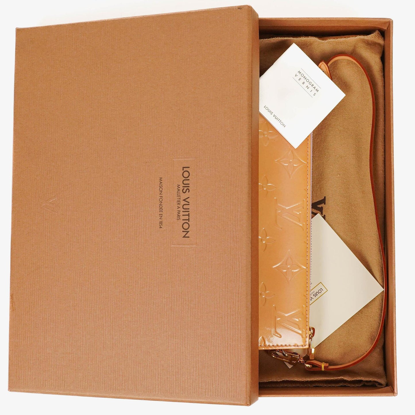 Louis Vuitton Lexington Clutch-Handtasche aus Monogram Vernis