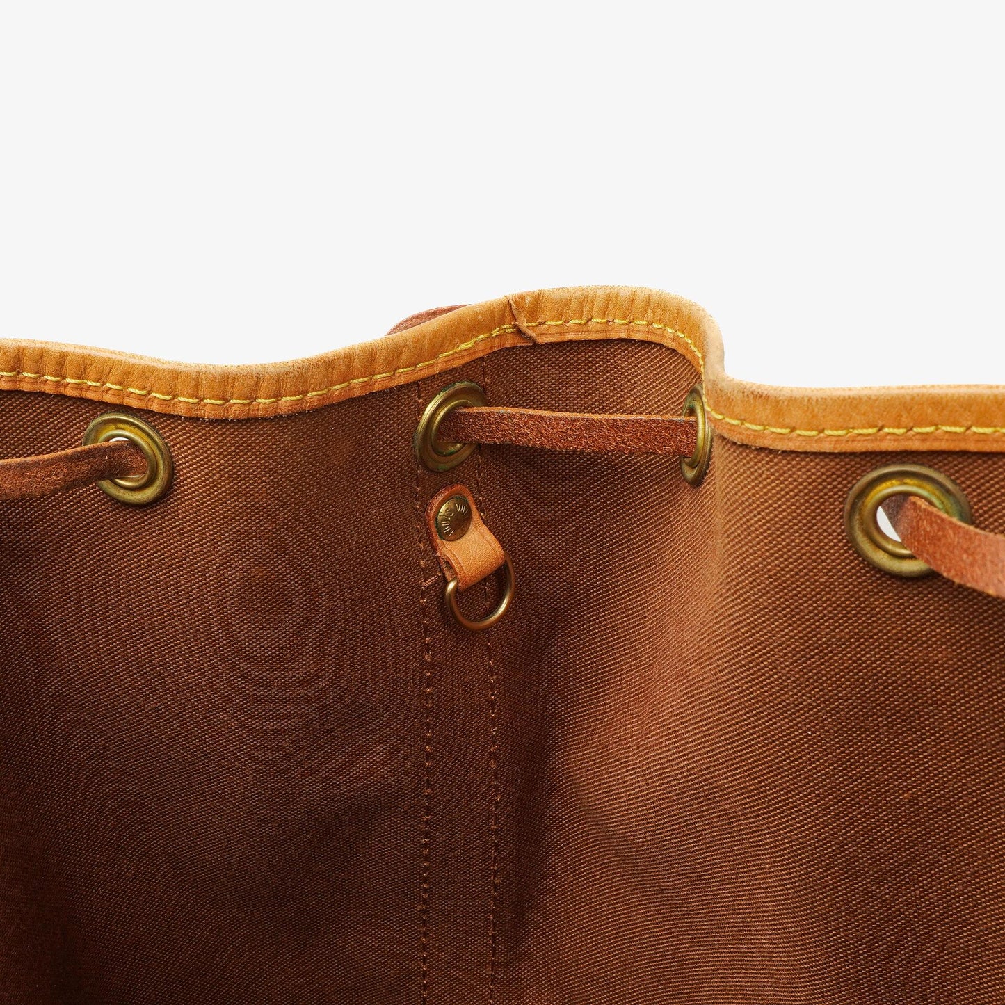 Louis Vuitton Noe Grande GM Monogram Canvas Schultertasche